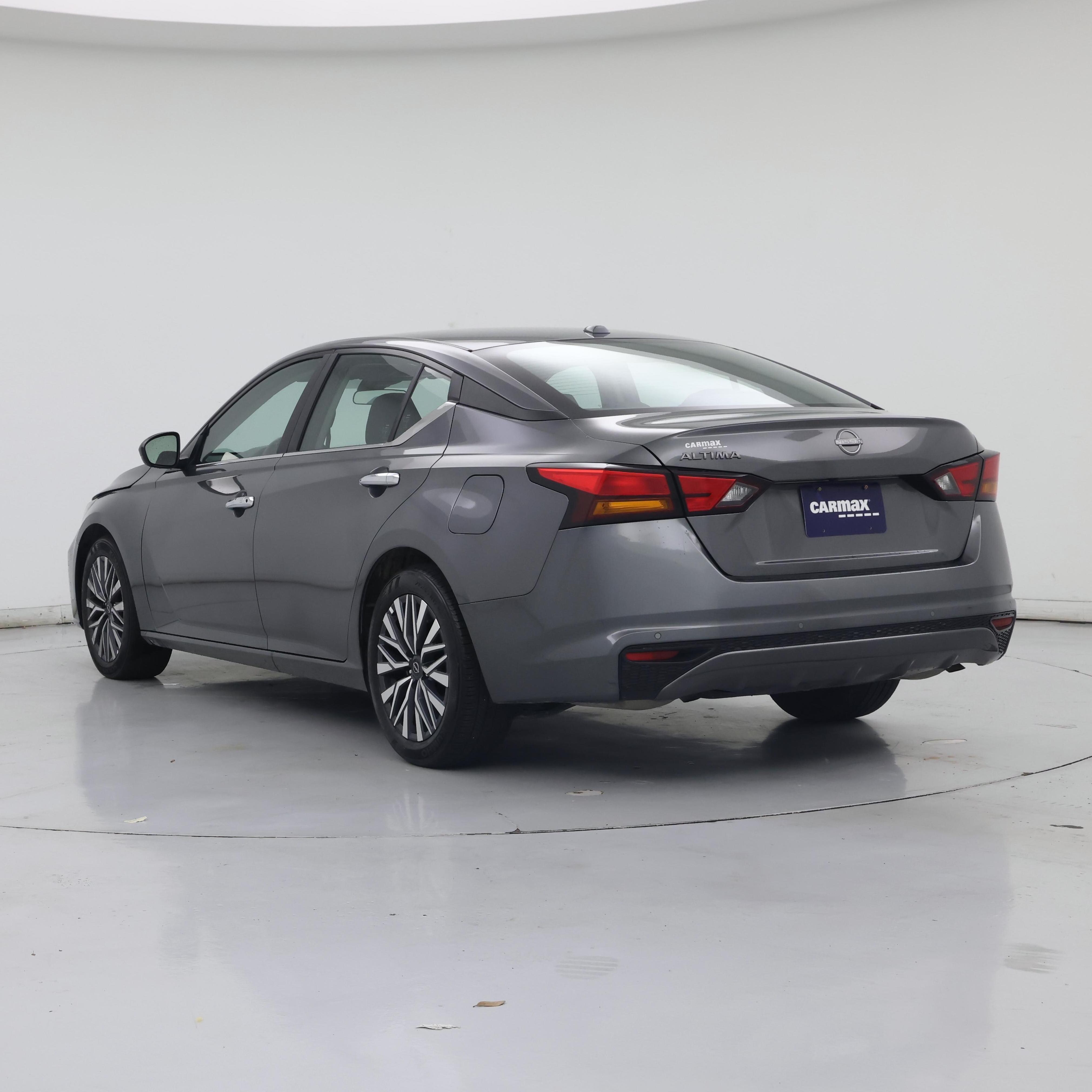 Thumbnail: 2025 Nissan Altima - 2