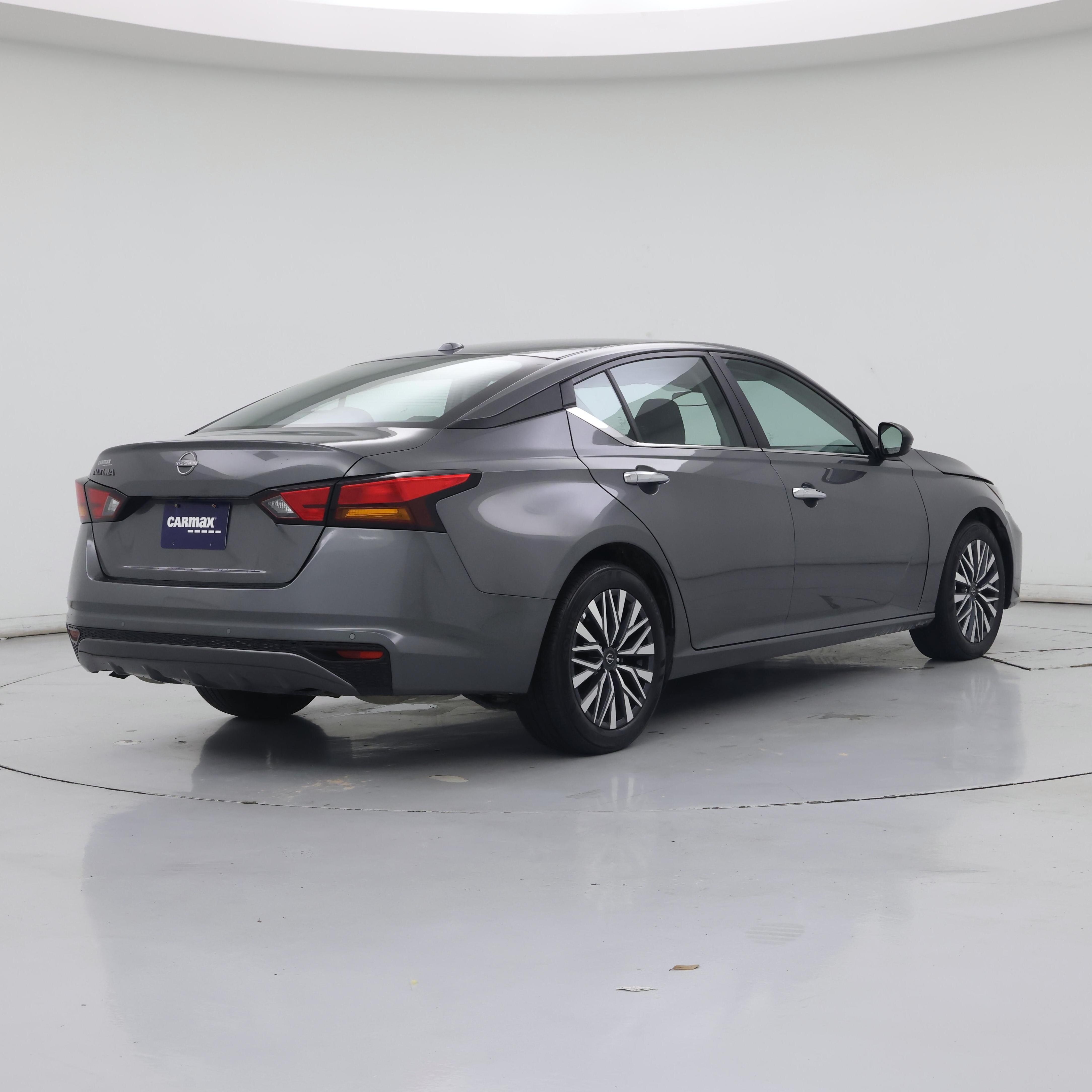 Thumbnail: 2025 Nissan Altima - 8