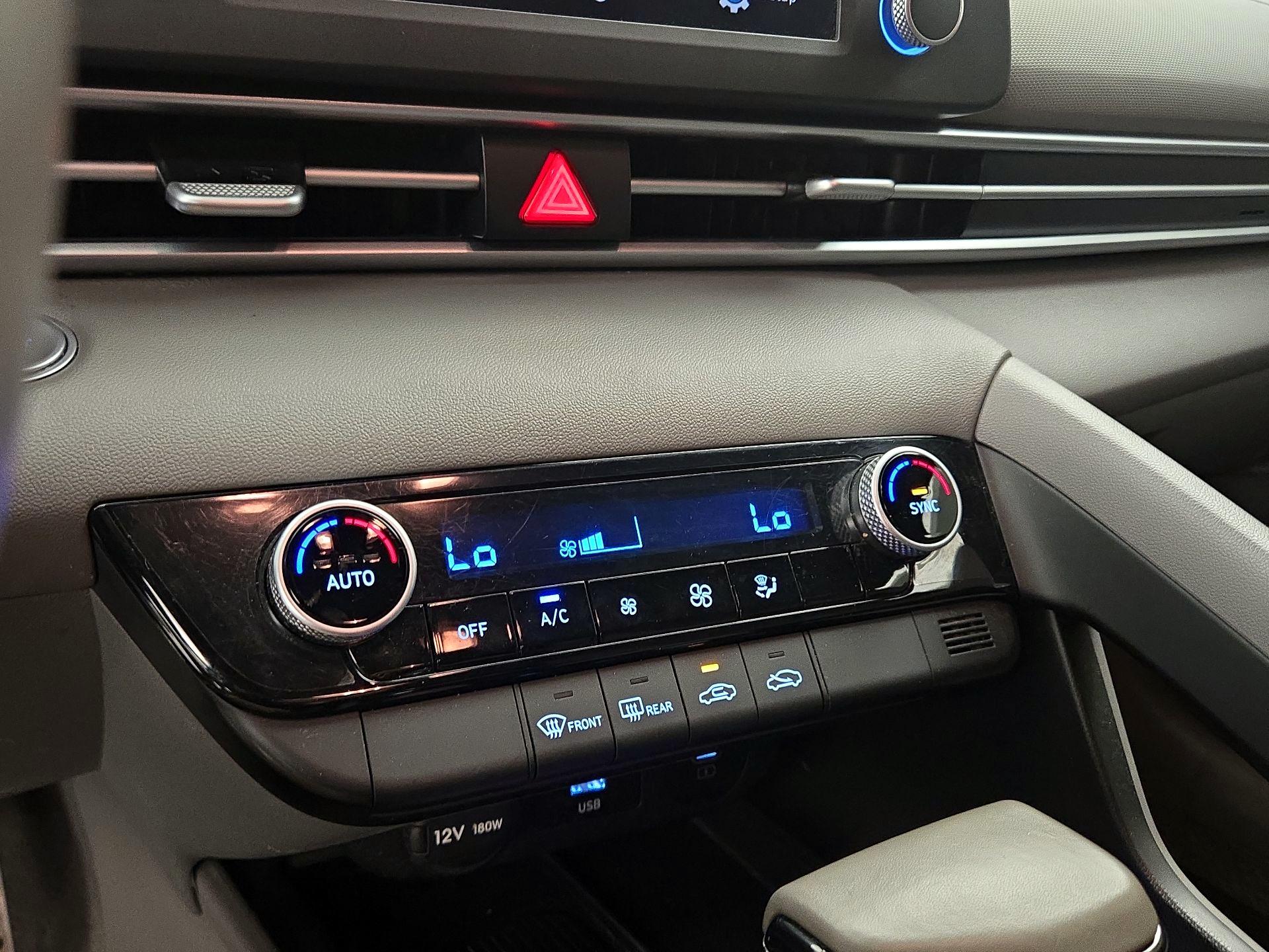 Thumbnail: 2025 Hyundai Elantra - 16