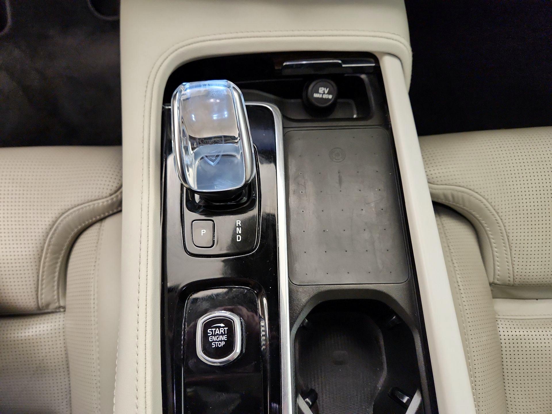 Thumbnail: 2022 Volvo S90 - 17