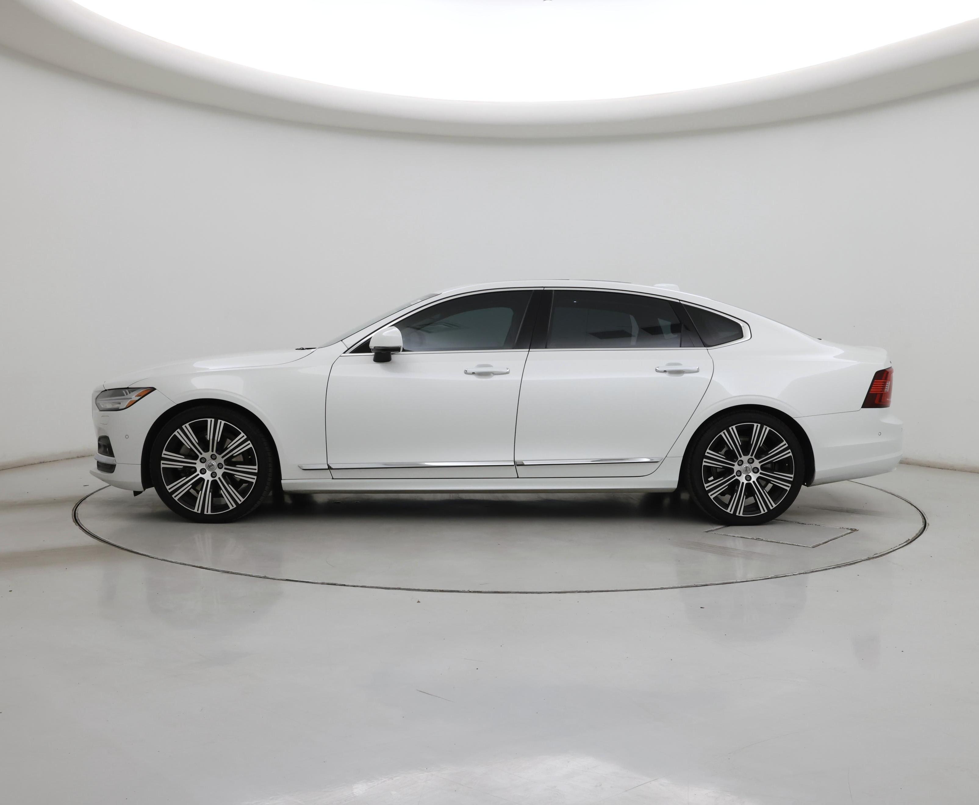 Thumbnail: 2022 Volvo S90 - 3