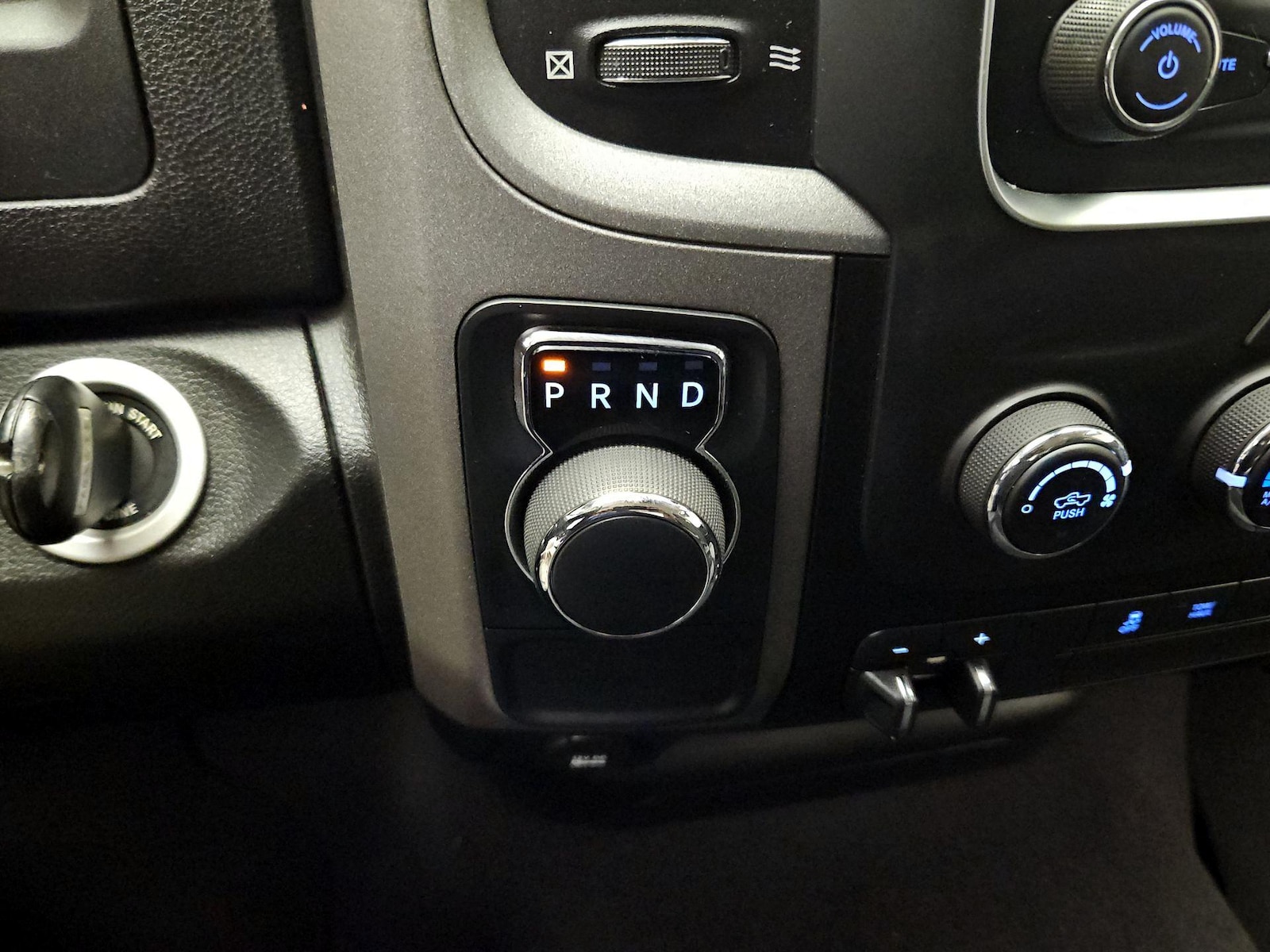 2021 RAM Ram 1500 Classic Tradesman - Photo 18