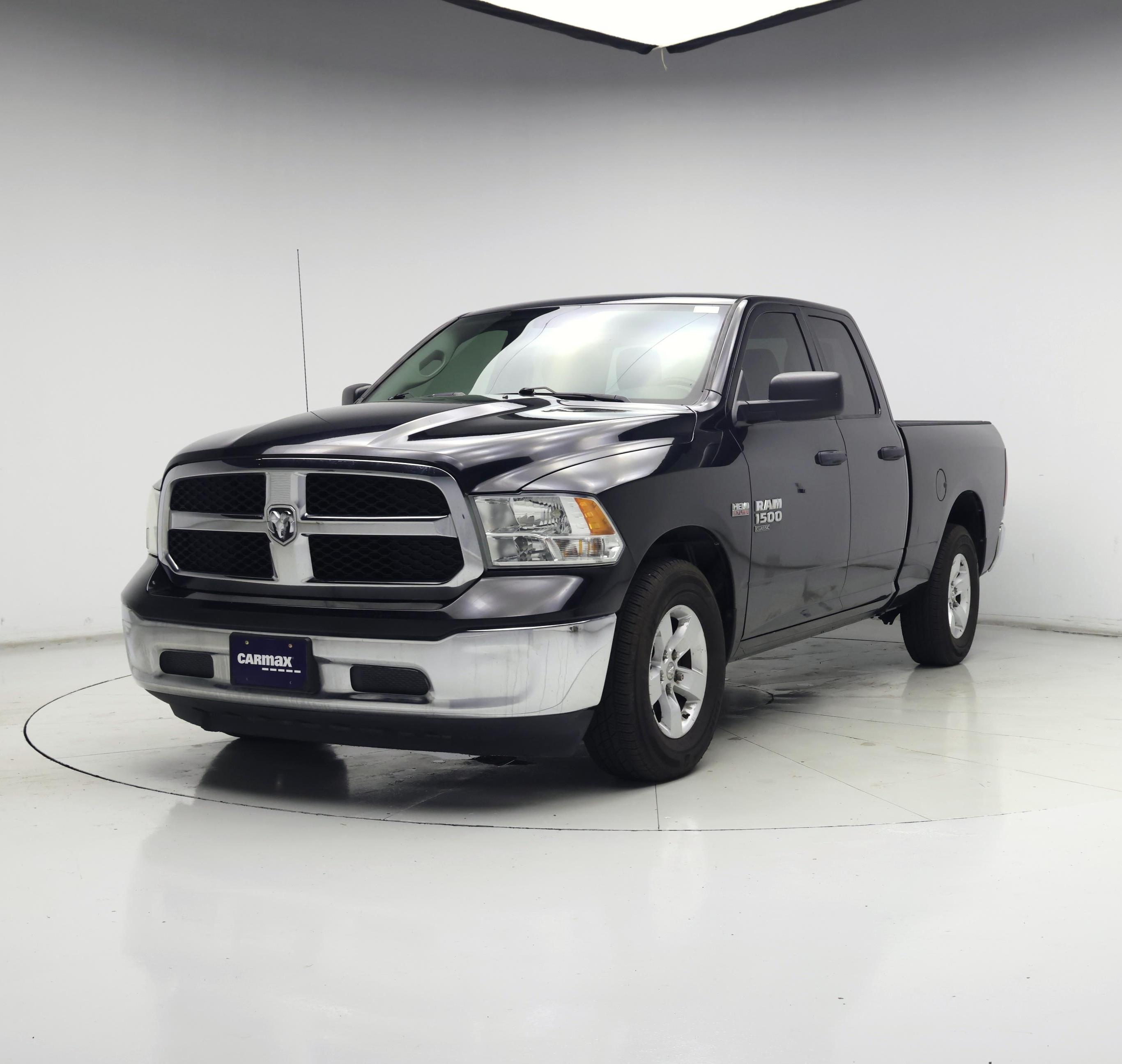 Thumbnail: 2021 RAM 1500 Classic - 4