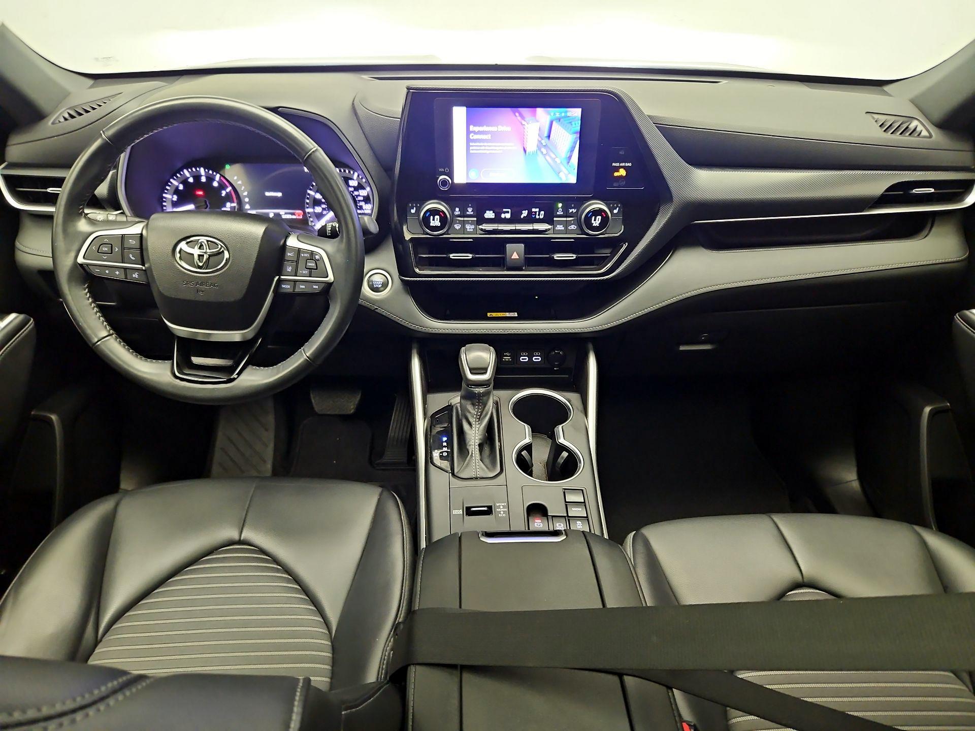 Thumbnail: 2024 Toyota Highlander - 9