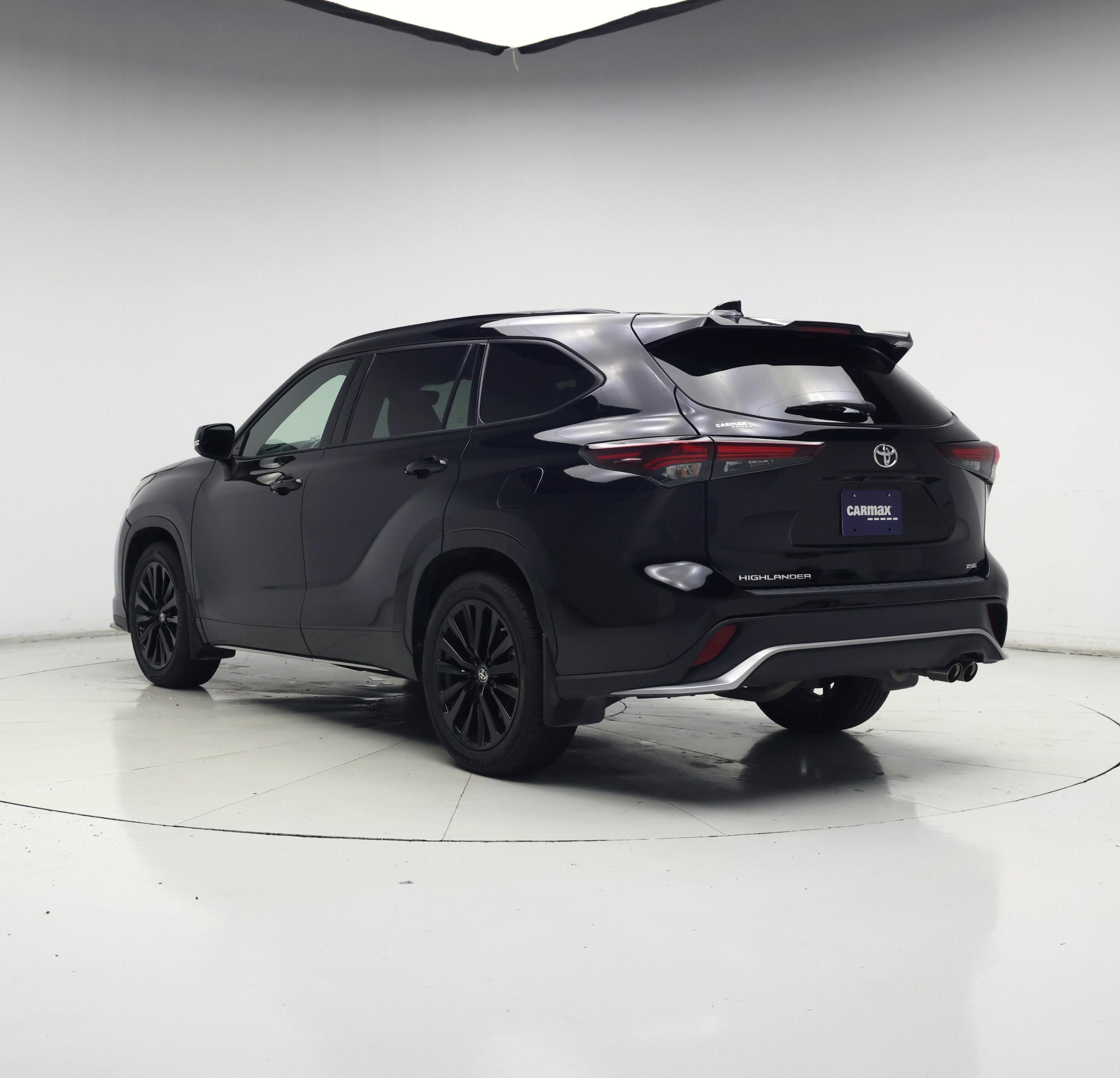 Thumbnail: 2024 Toyota Highlander - 2
