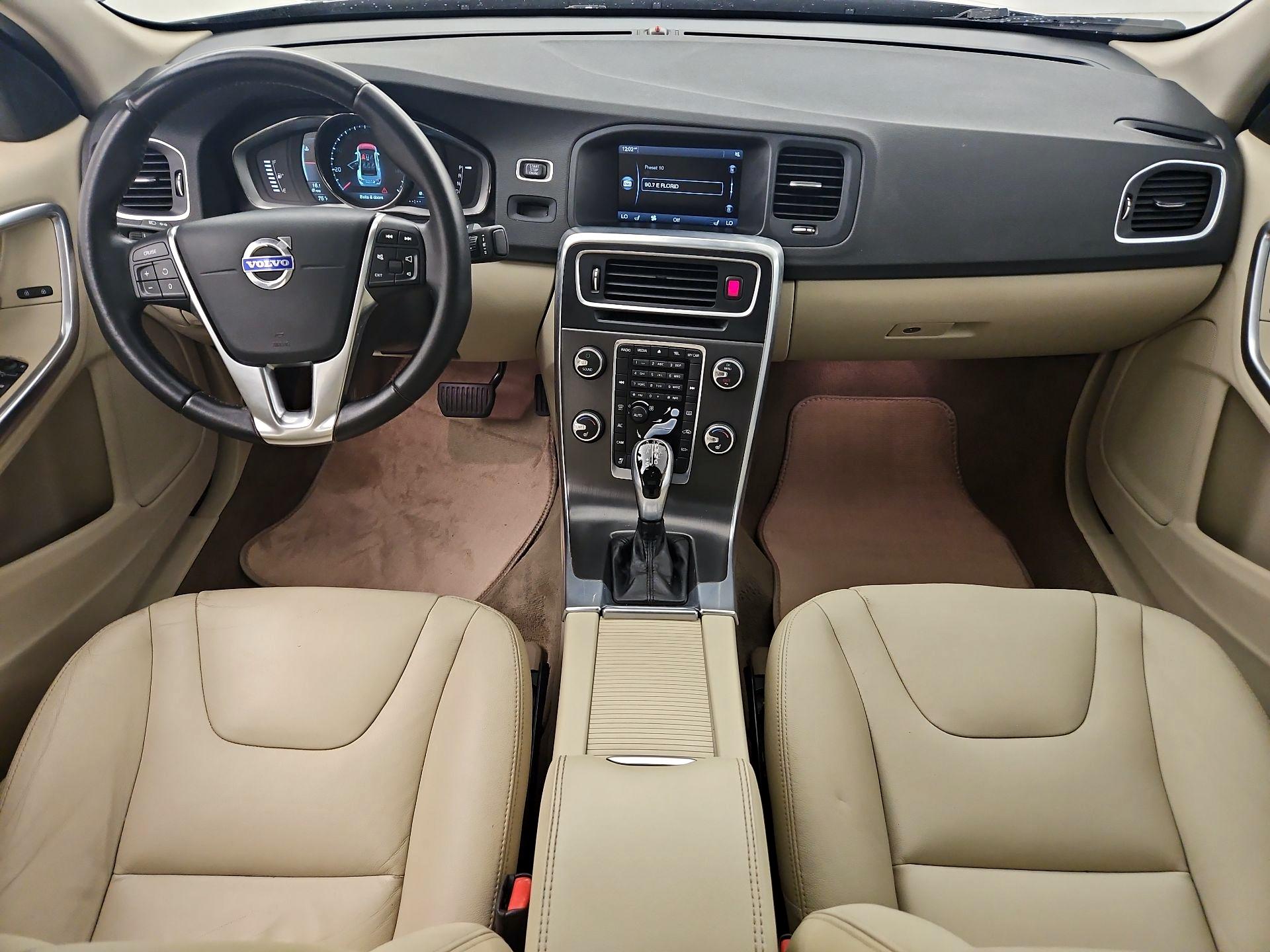 Thumbnail: 2015 Volvo S60 - 8