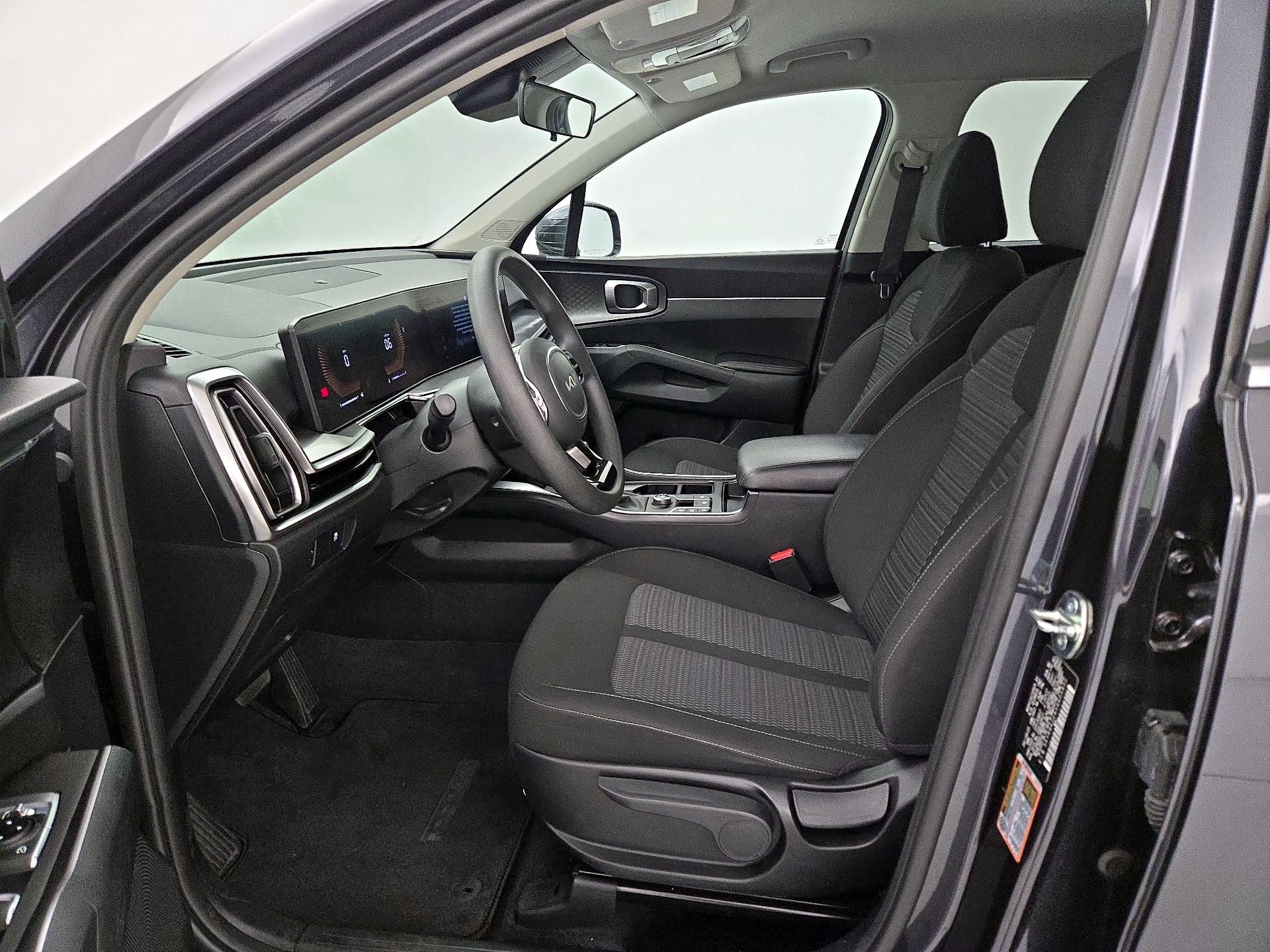 Thumbnail: 2025 Kia Sorento - 11