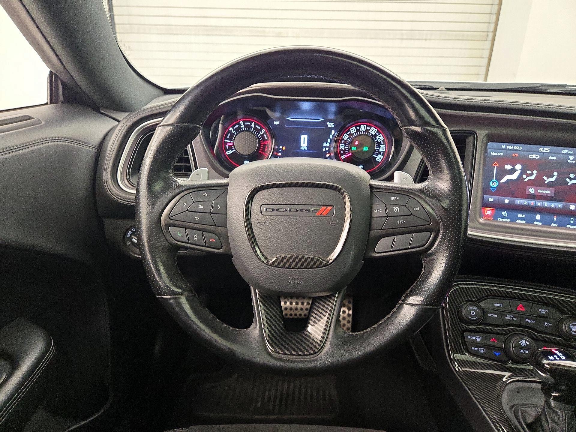 Thumbnail: 2020 Dodge Challenger - 10