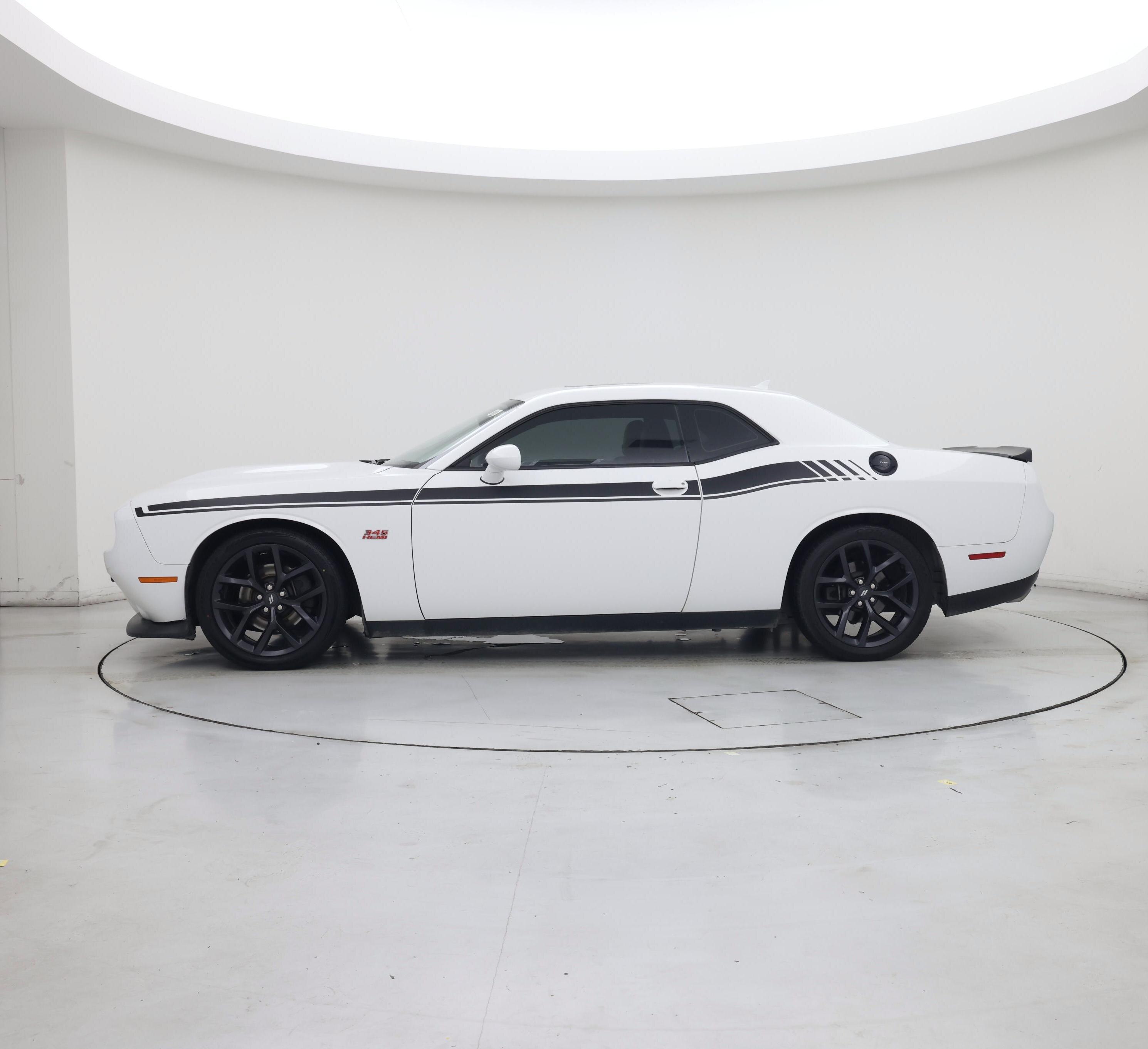 Thumbnail: 2020 Dodge Challenger - 3