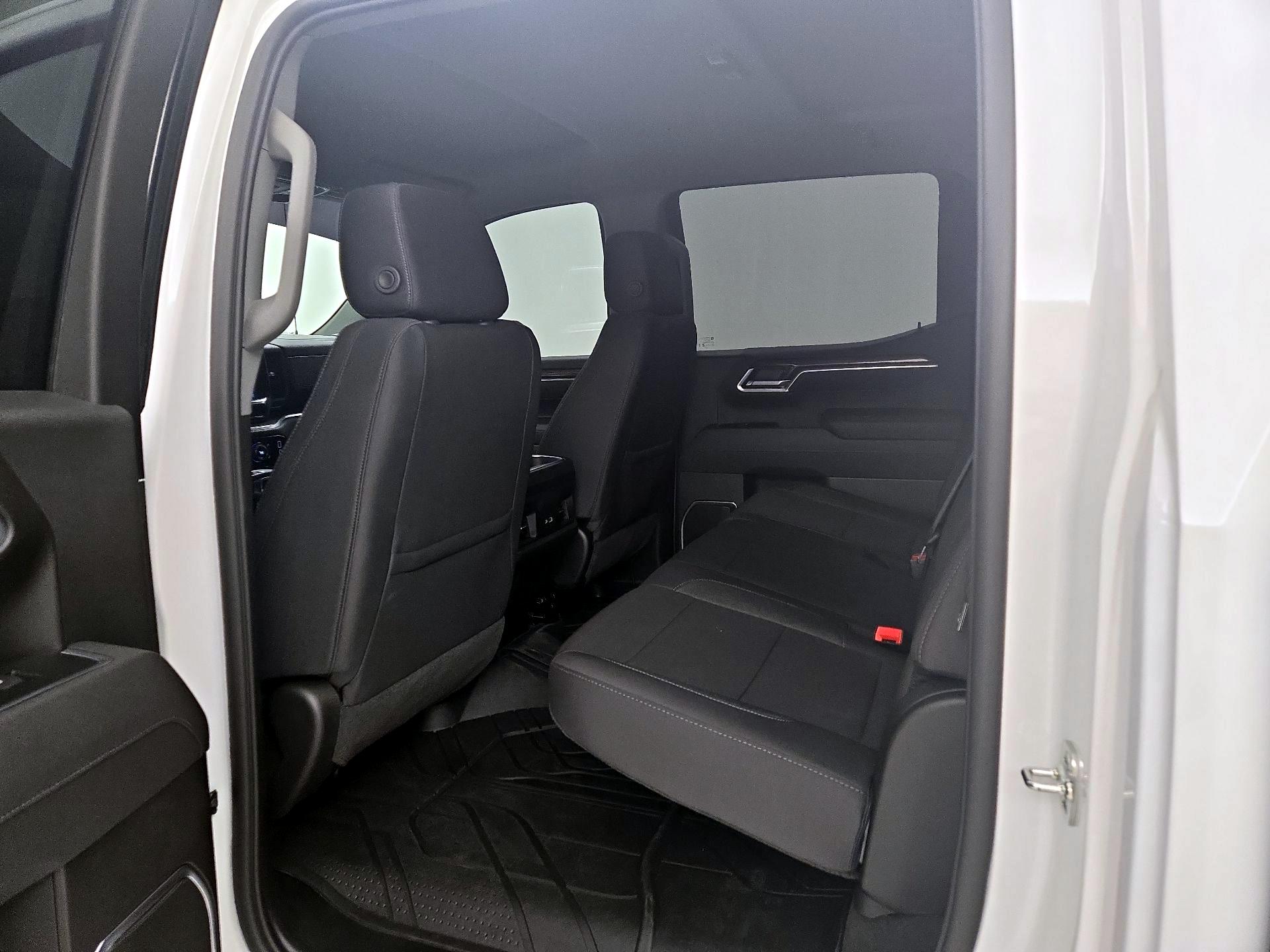 Thumbnail: 2026 Chevrolet Silverado 1500 - 20