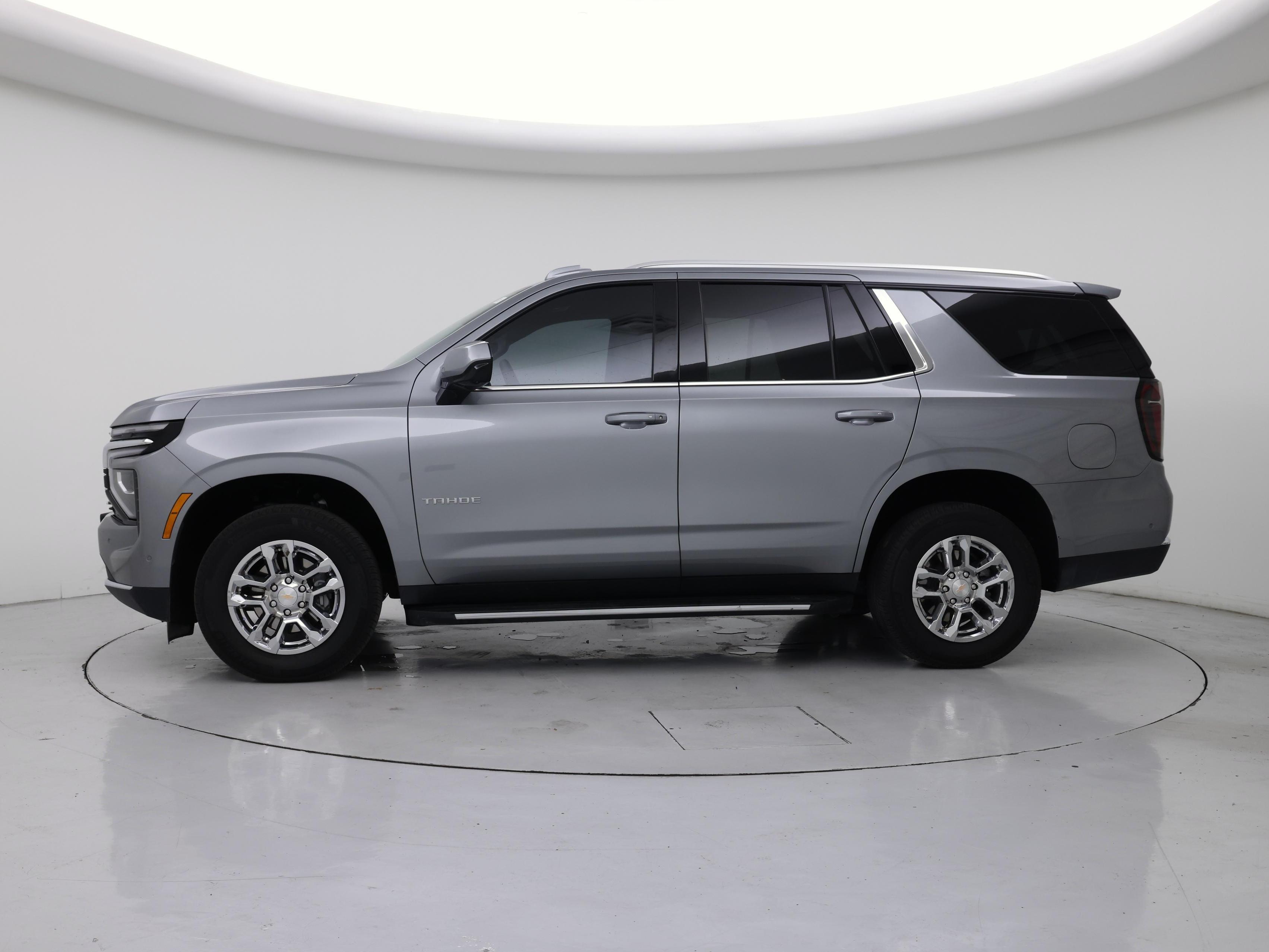 Thumbnail: 2025 Chevrolet Tahoe - 3