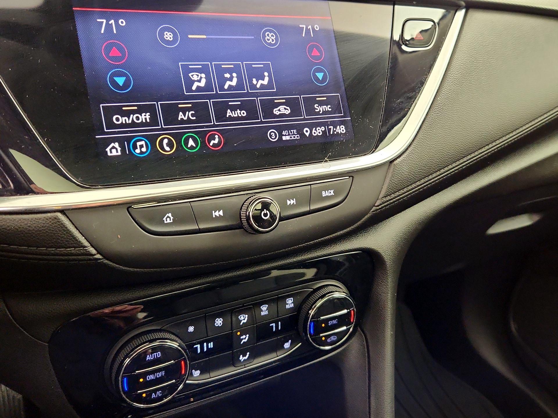 Thumbnail: 2020 Buick Encore GX - 17