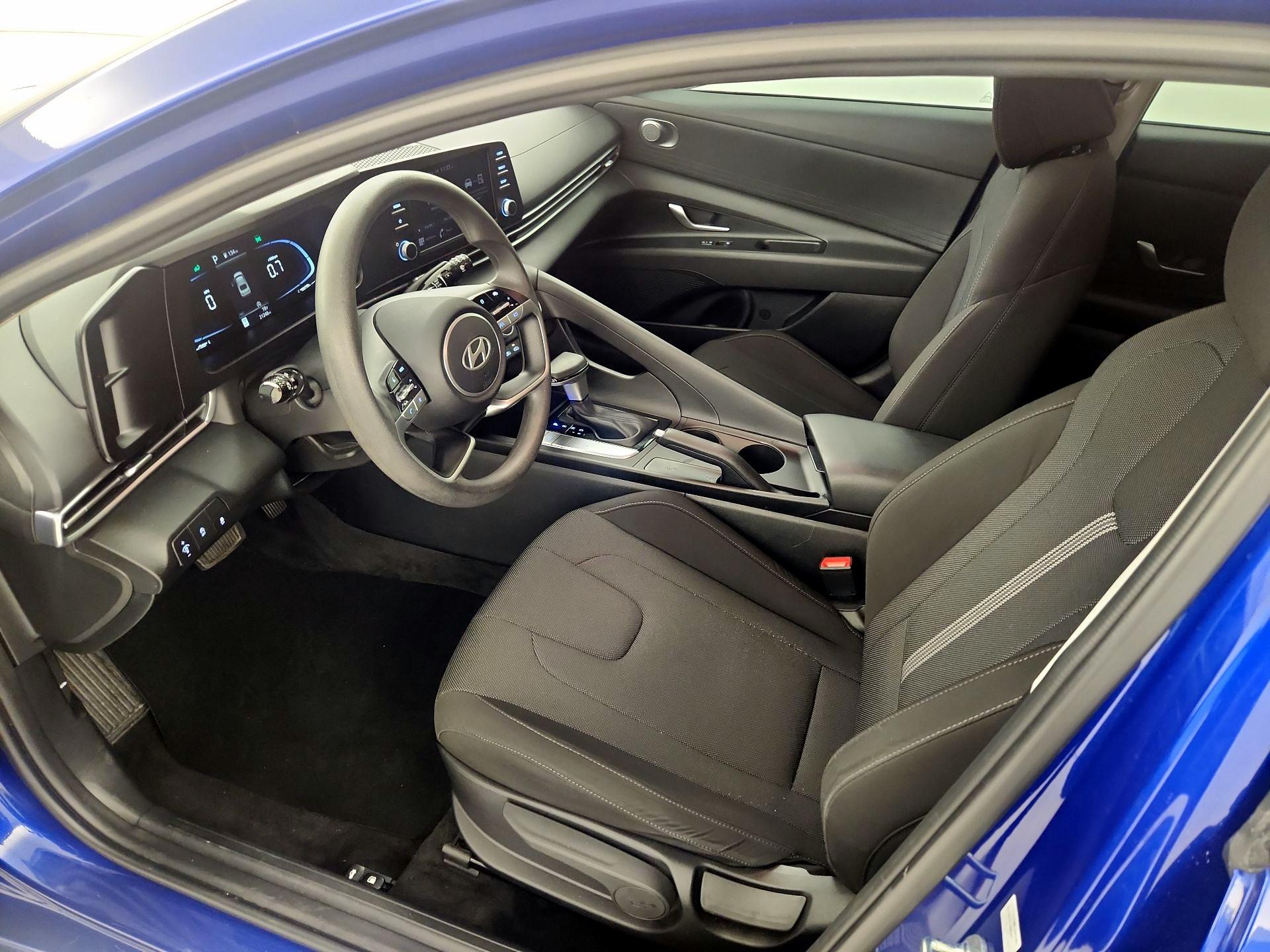 Thumbnail: 2024 Hyundai Elantra - 11