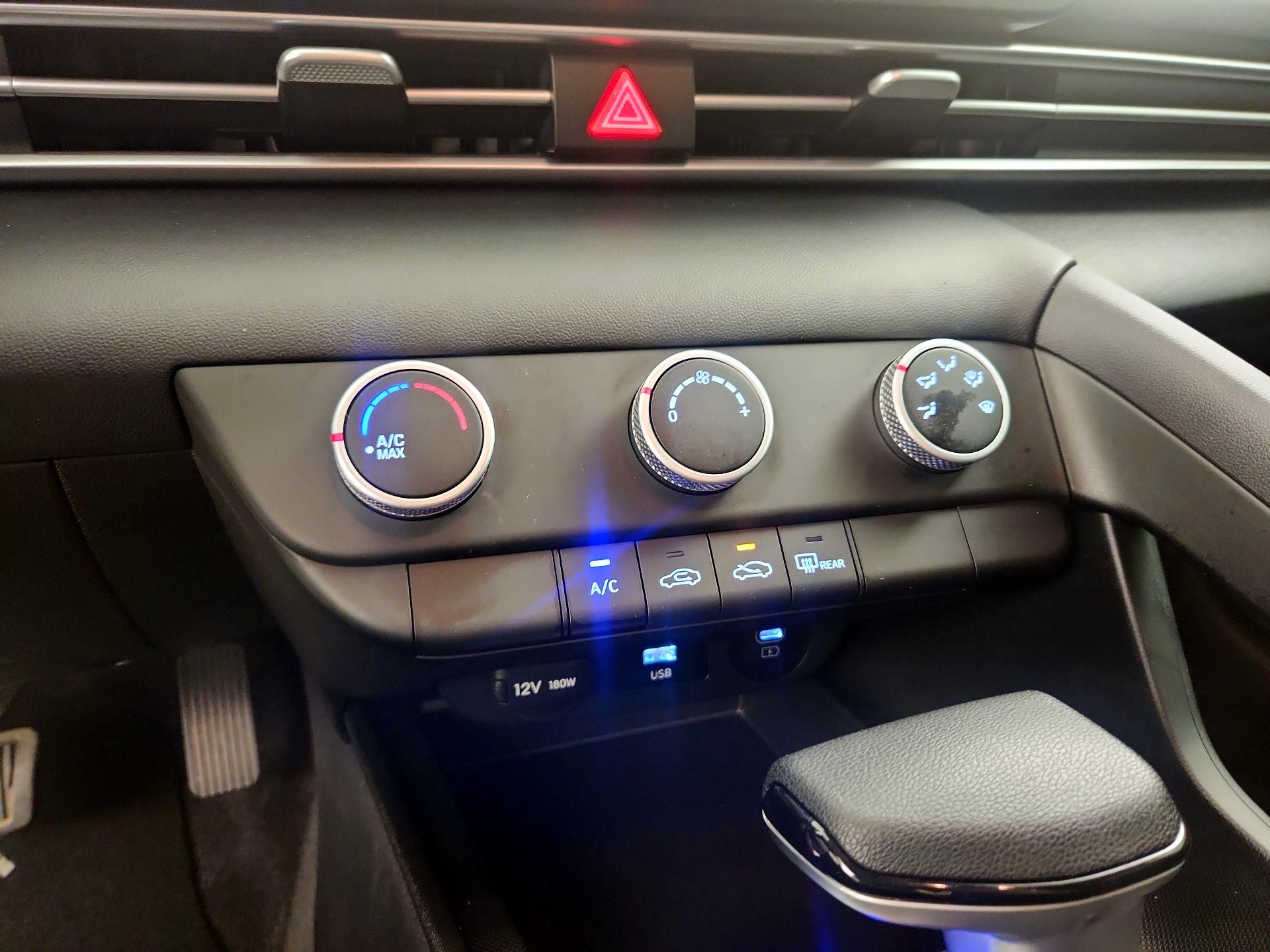 Thumbnail: 2024 Hyundai Elantra - 16