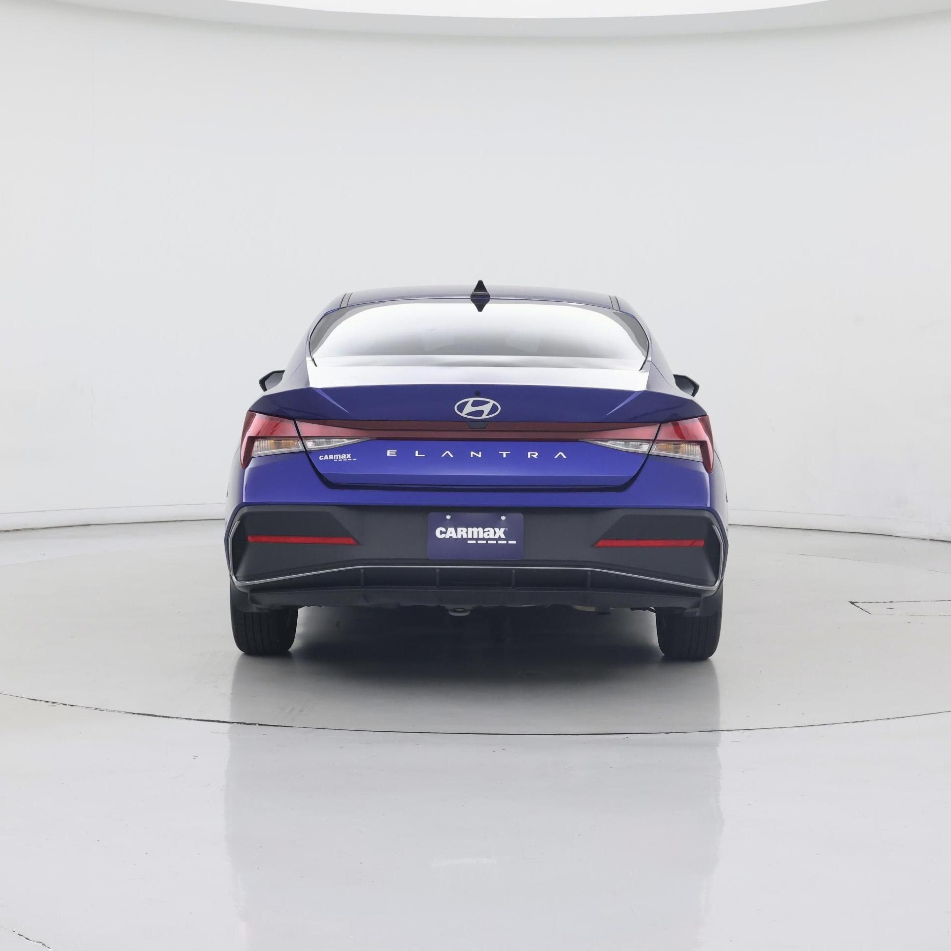 Thumbnail: 2024 Hyundai Elantra - 6