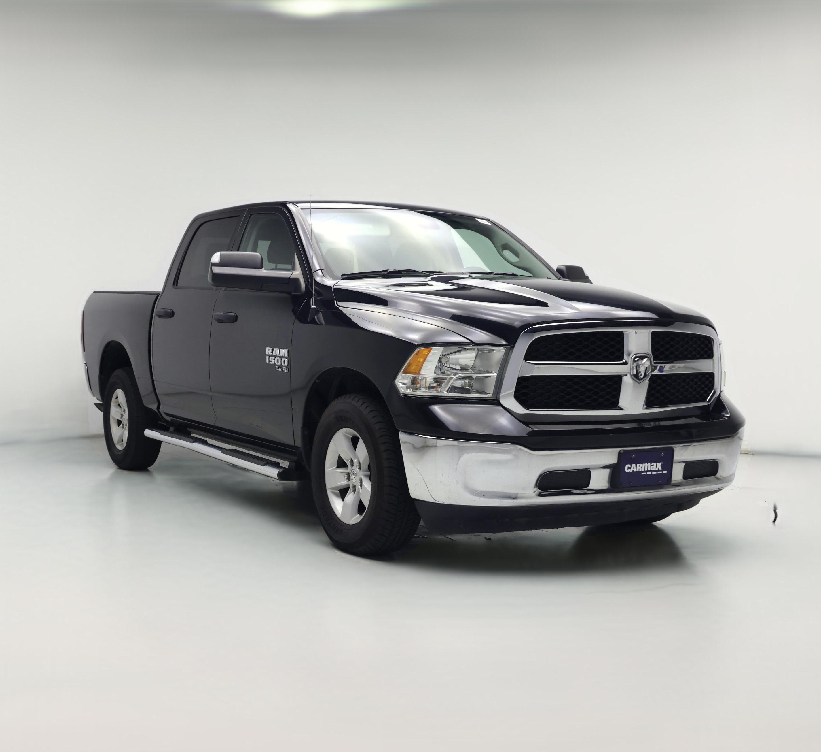 Thumbnail: 2023 RAM 1500 Classic - 1