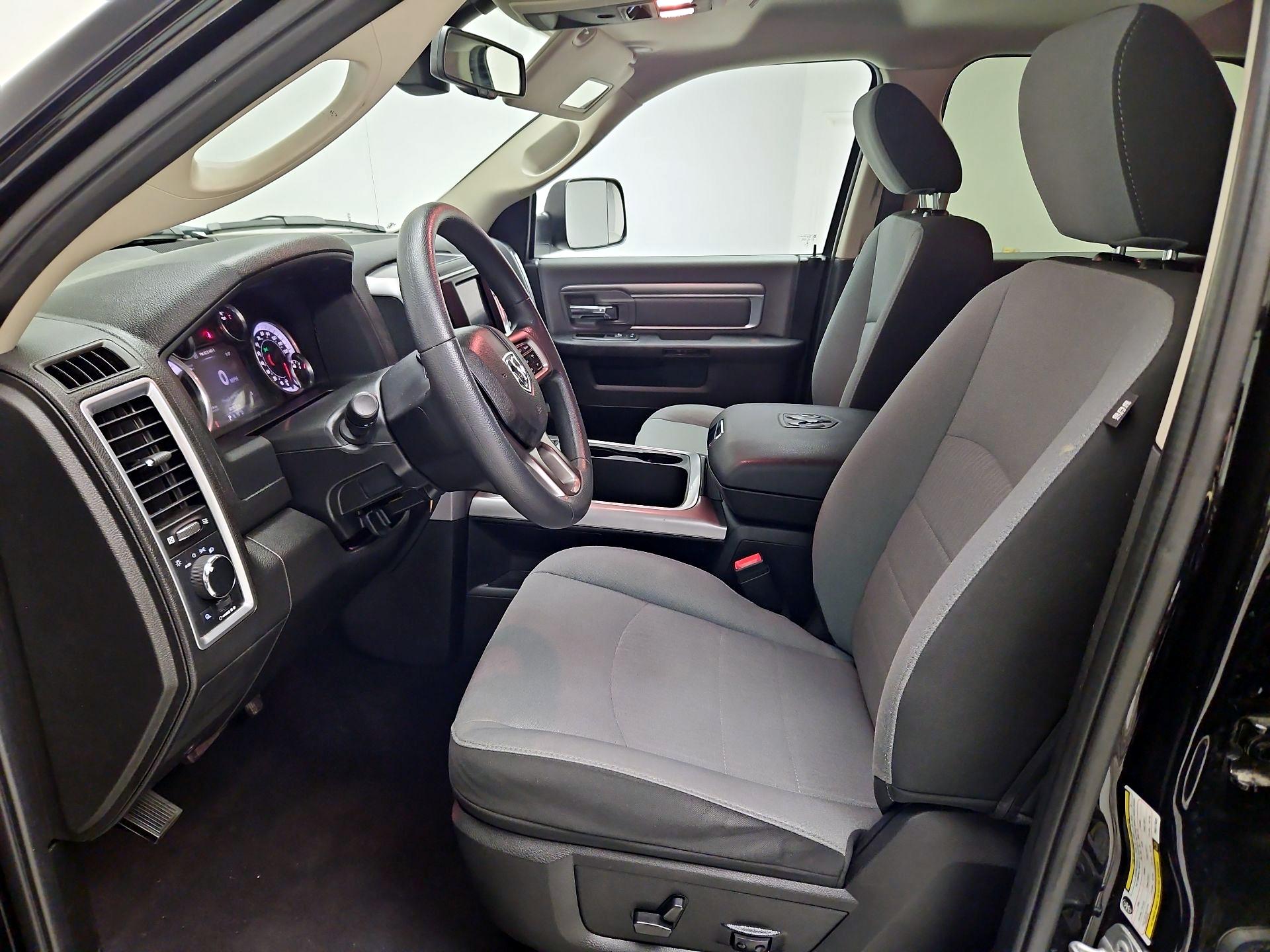 Thumbnail: 2023 RAM 1500 Classic - 11
