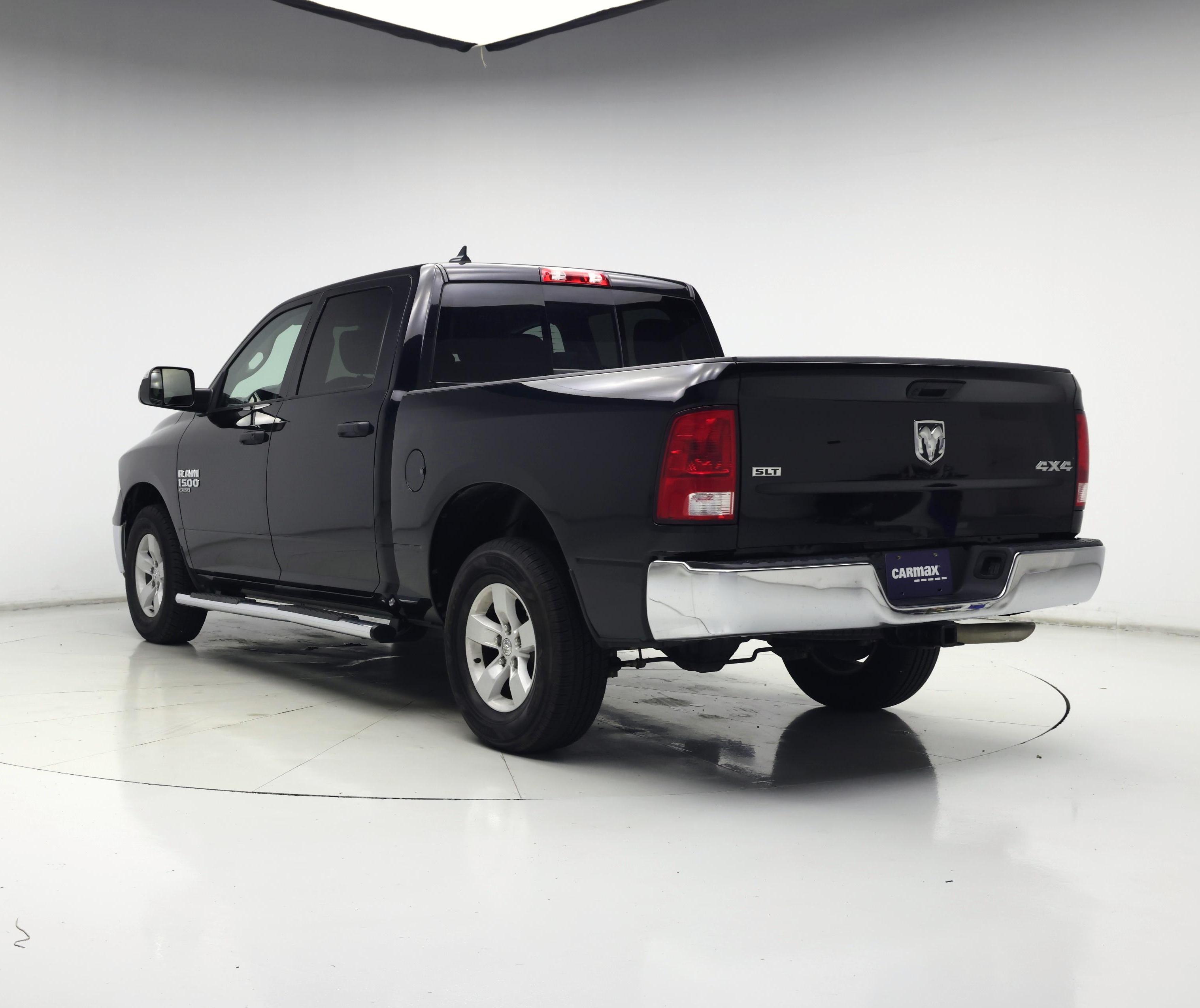 Thumbnail: 2023 RAM 1500 Classic - 2