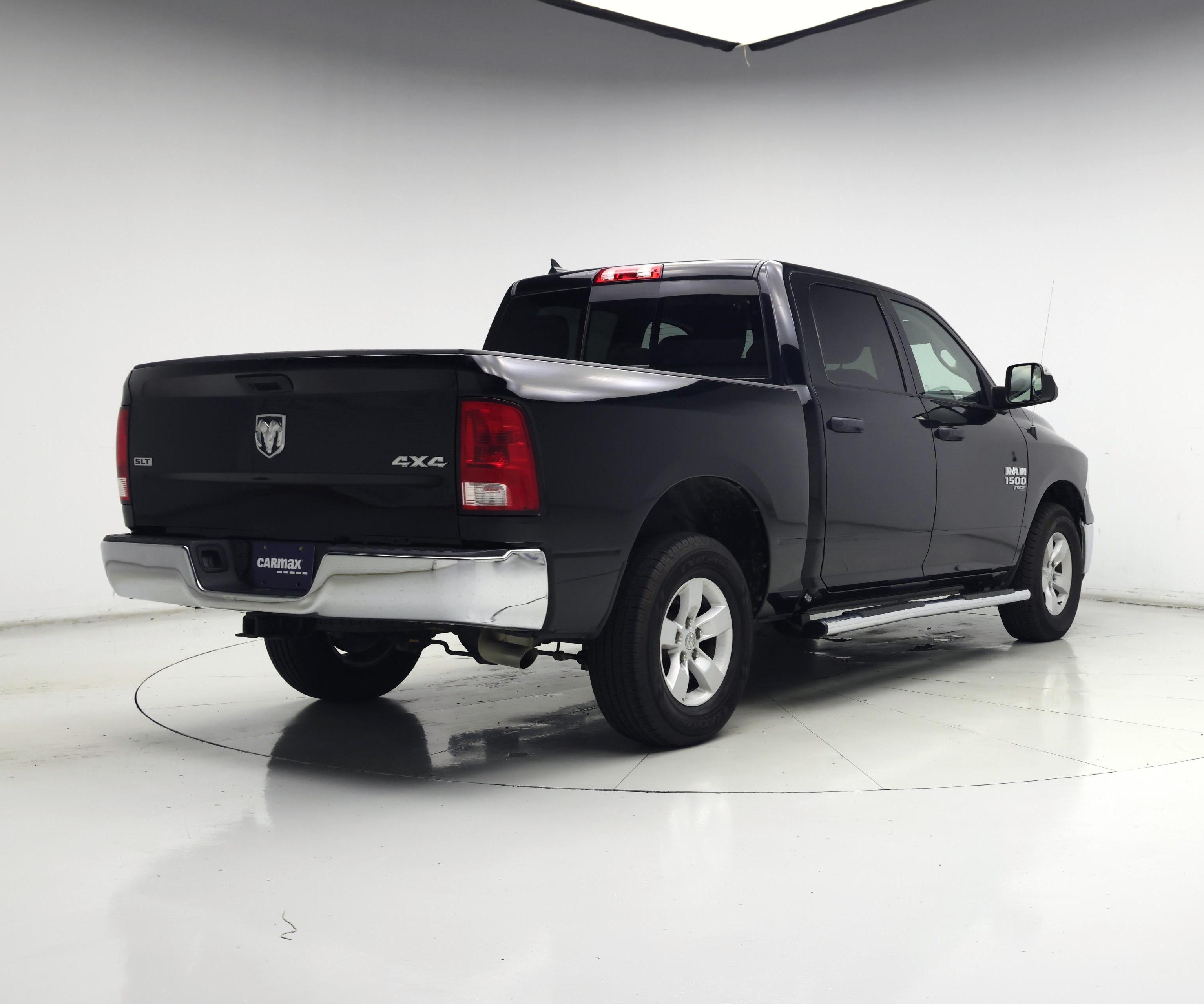 Thumbnail: 2023 RAM 1500 Classic - 8