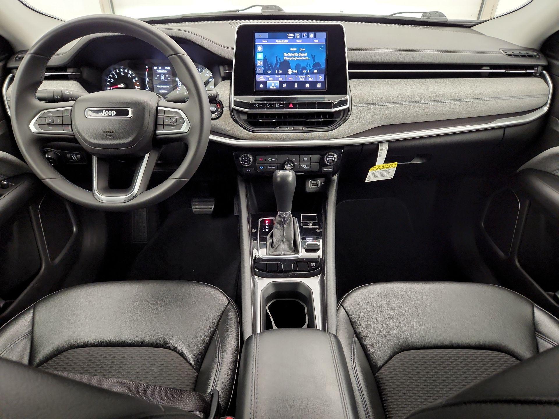 Thumbnail: 2022 Jeep Compass - 9