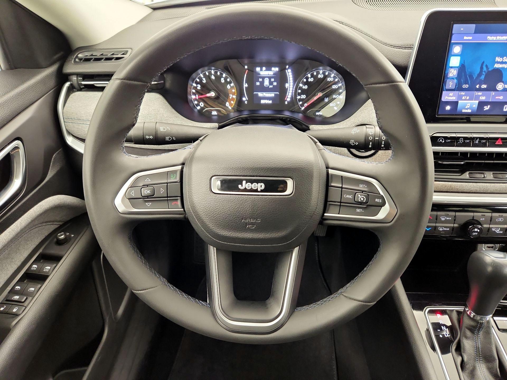 Thumbnail: 2022 Jeep Compass - 10