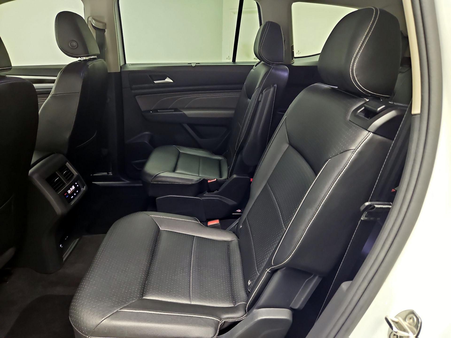 Thumbnail: 2023 Volkswagen Atlas - 19