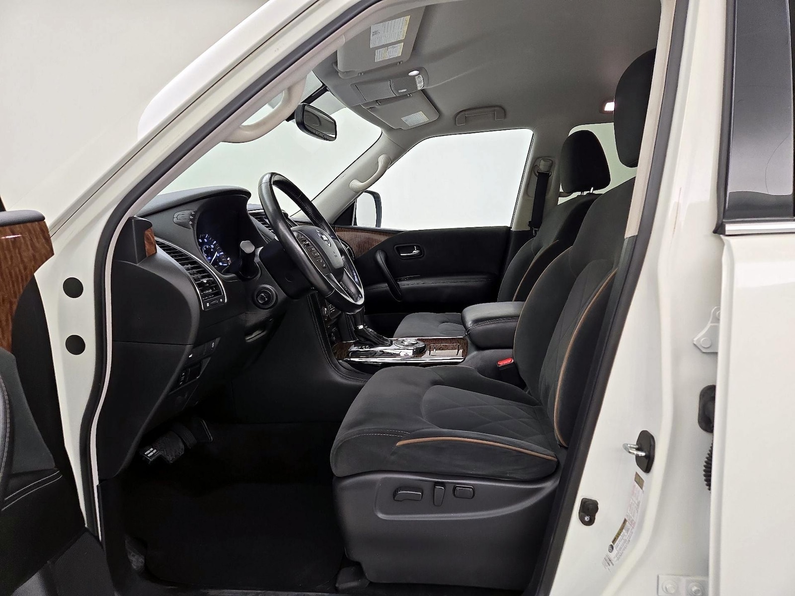 2020 Nissan Armada SV - Photo 12