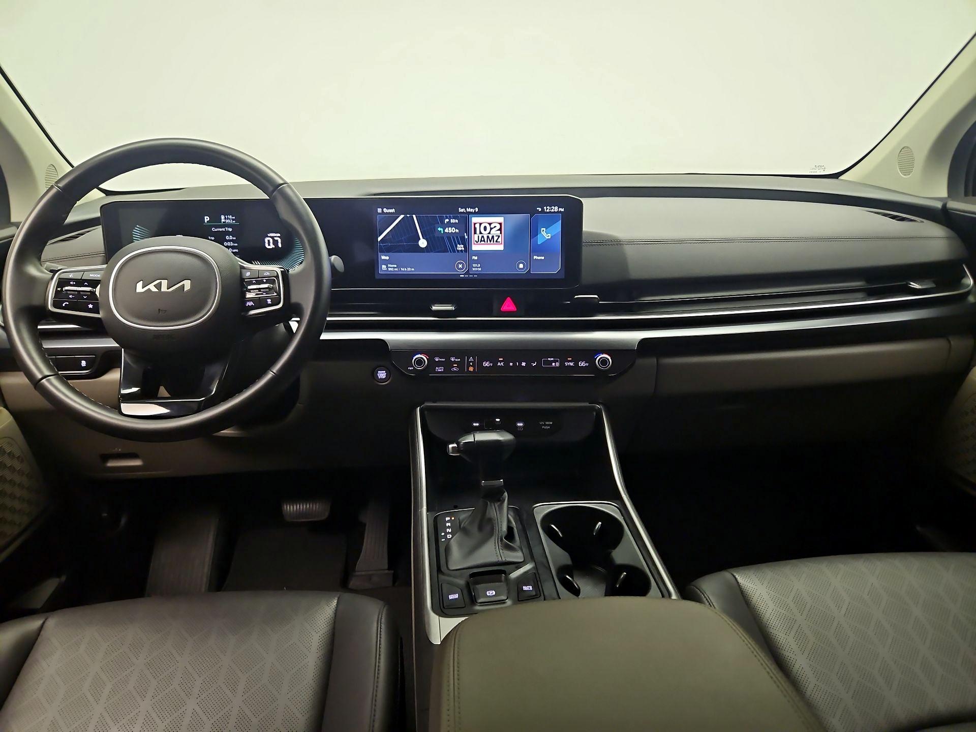 Thumbnail: 2025 Kia Carnival - 9