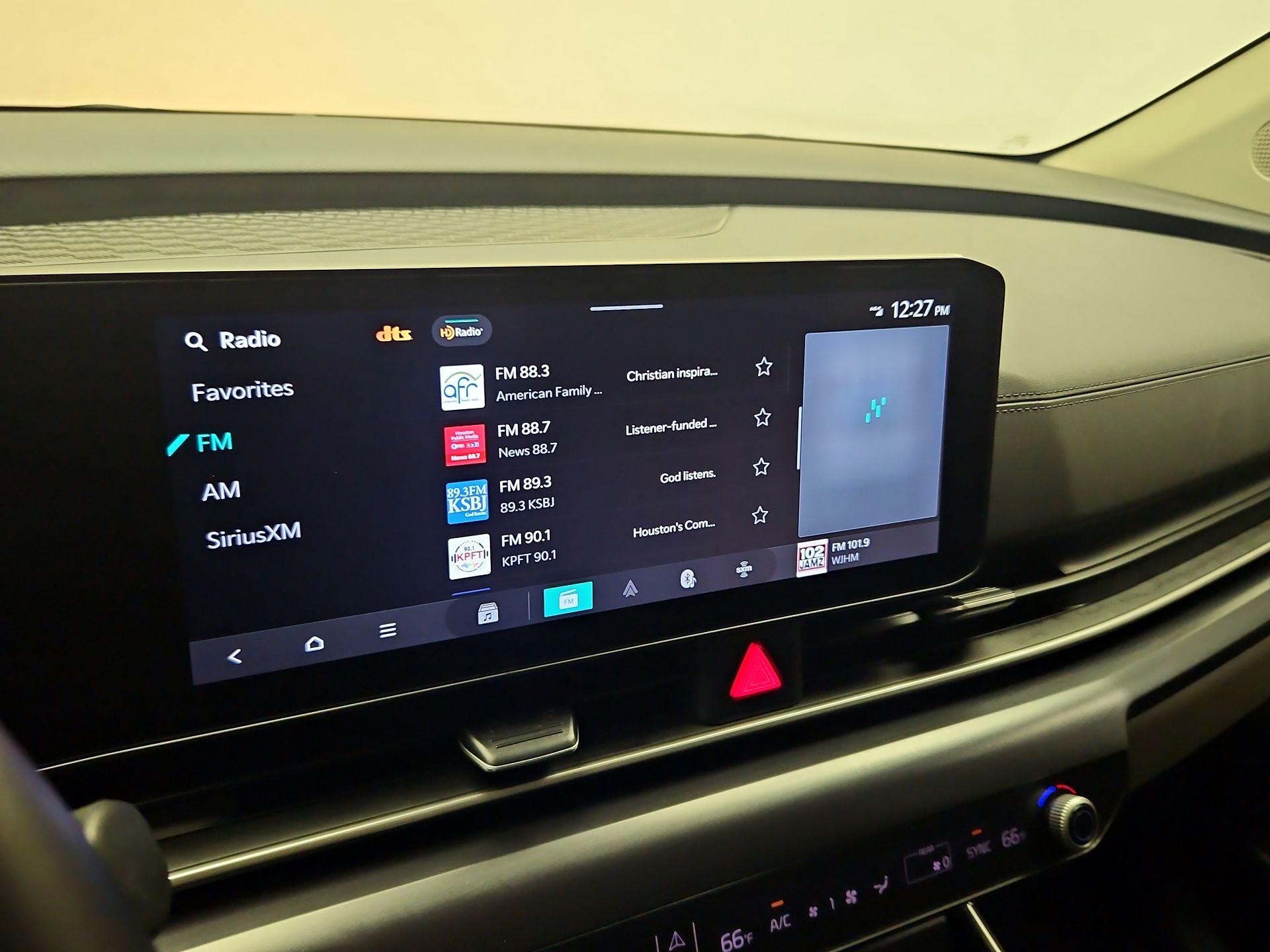 Thumbnail: 2025 Kia Carnival - 16