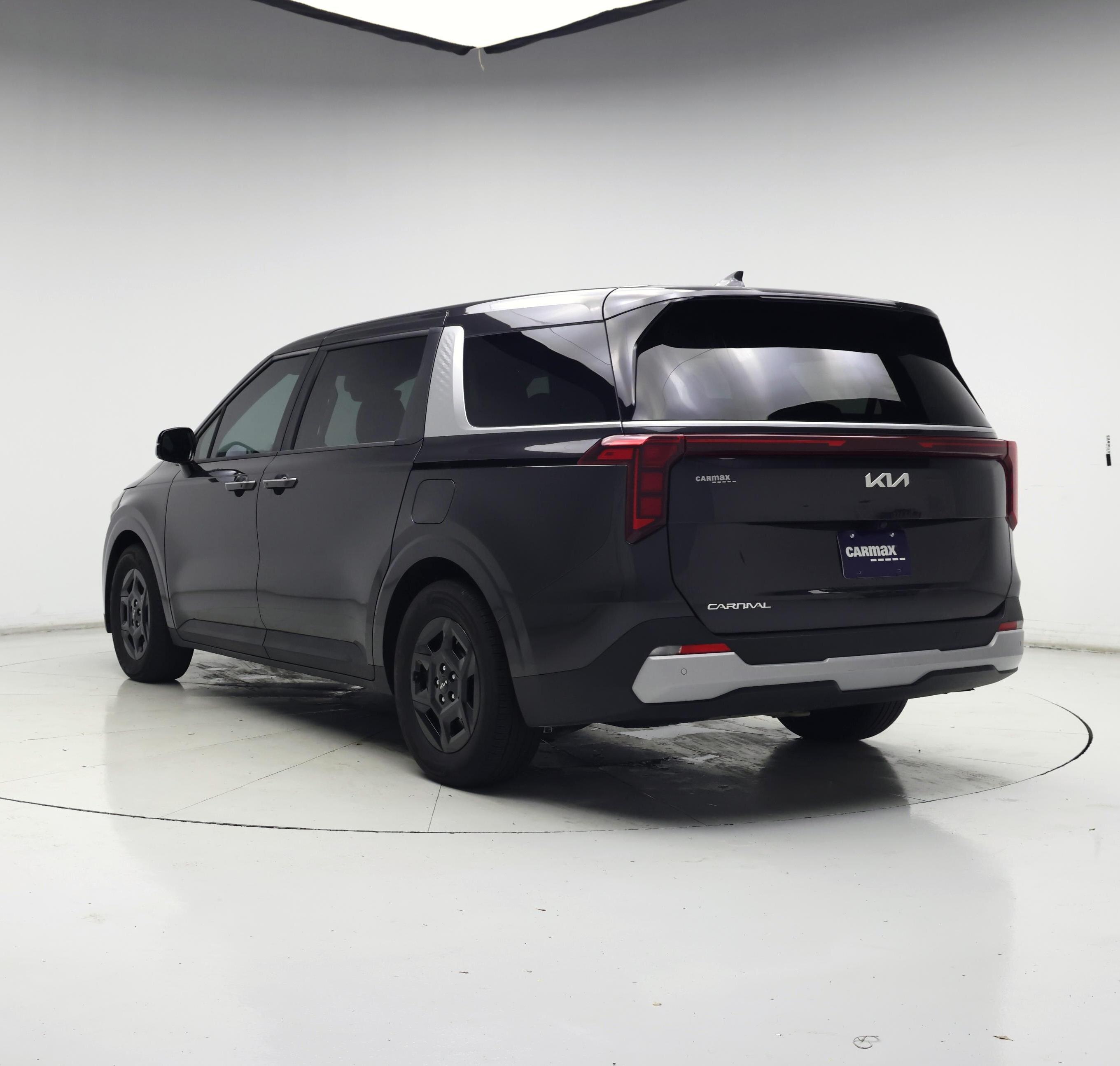 Thumbnail: 2025 Kia Carnival - 2