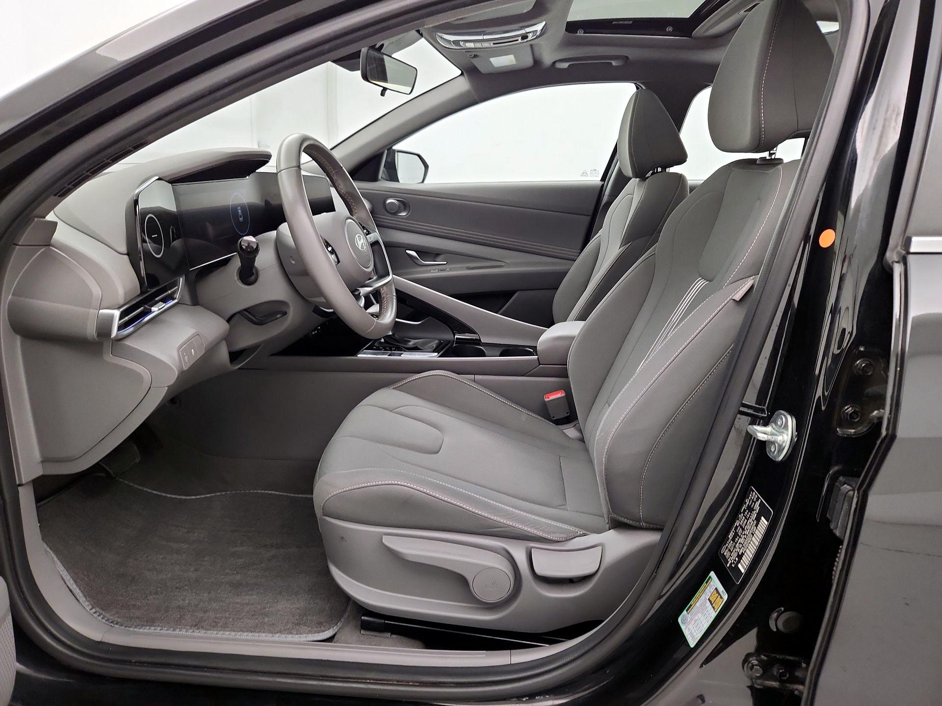 Thumbnail: 2025 Hyundai Elantra - 11