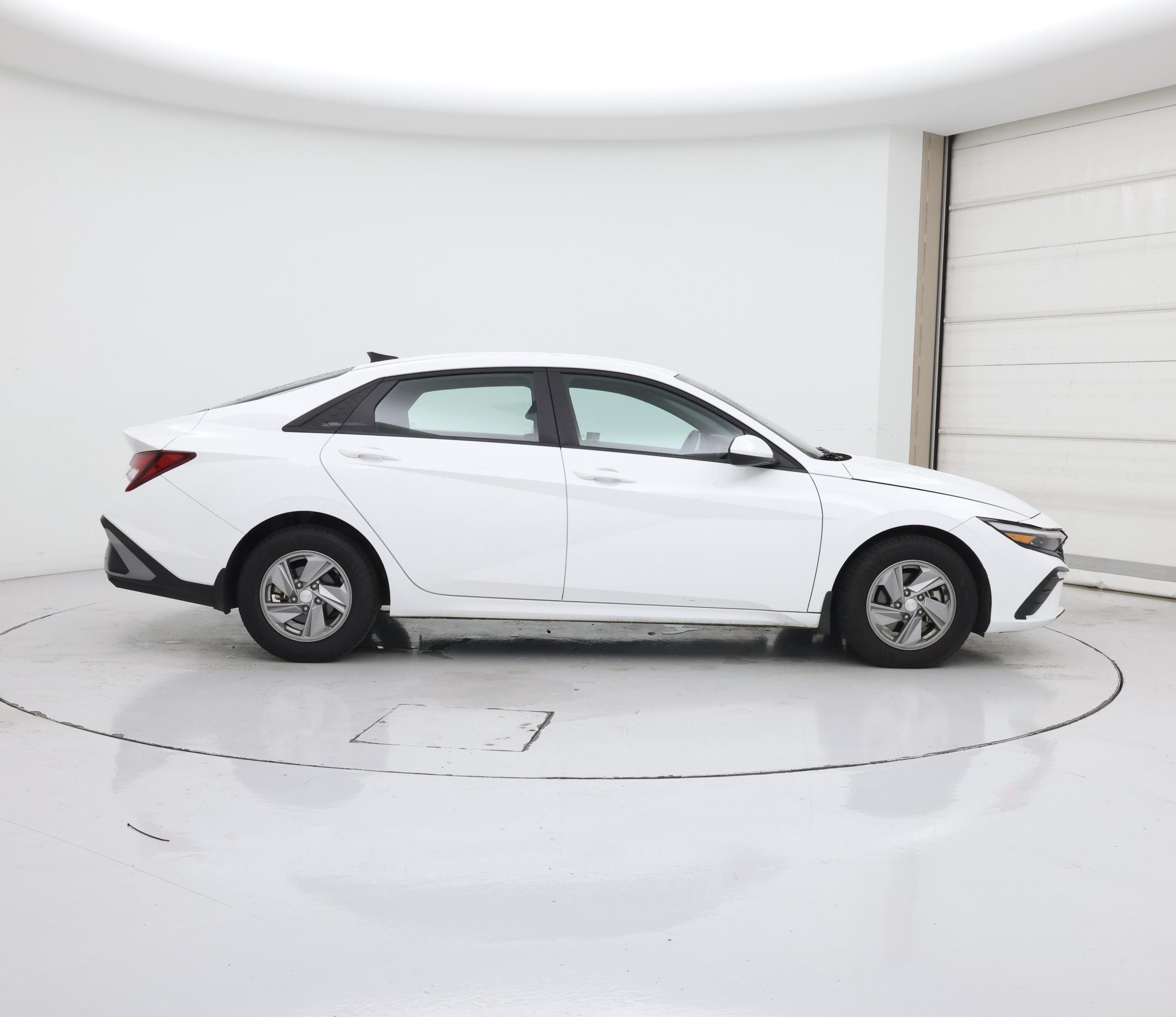 Thumbnail: 2024 Hyundai Elantra - 7