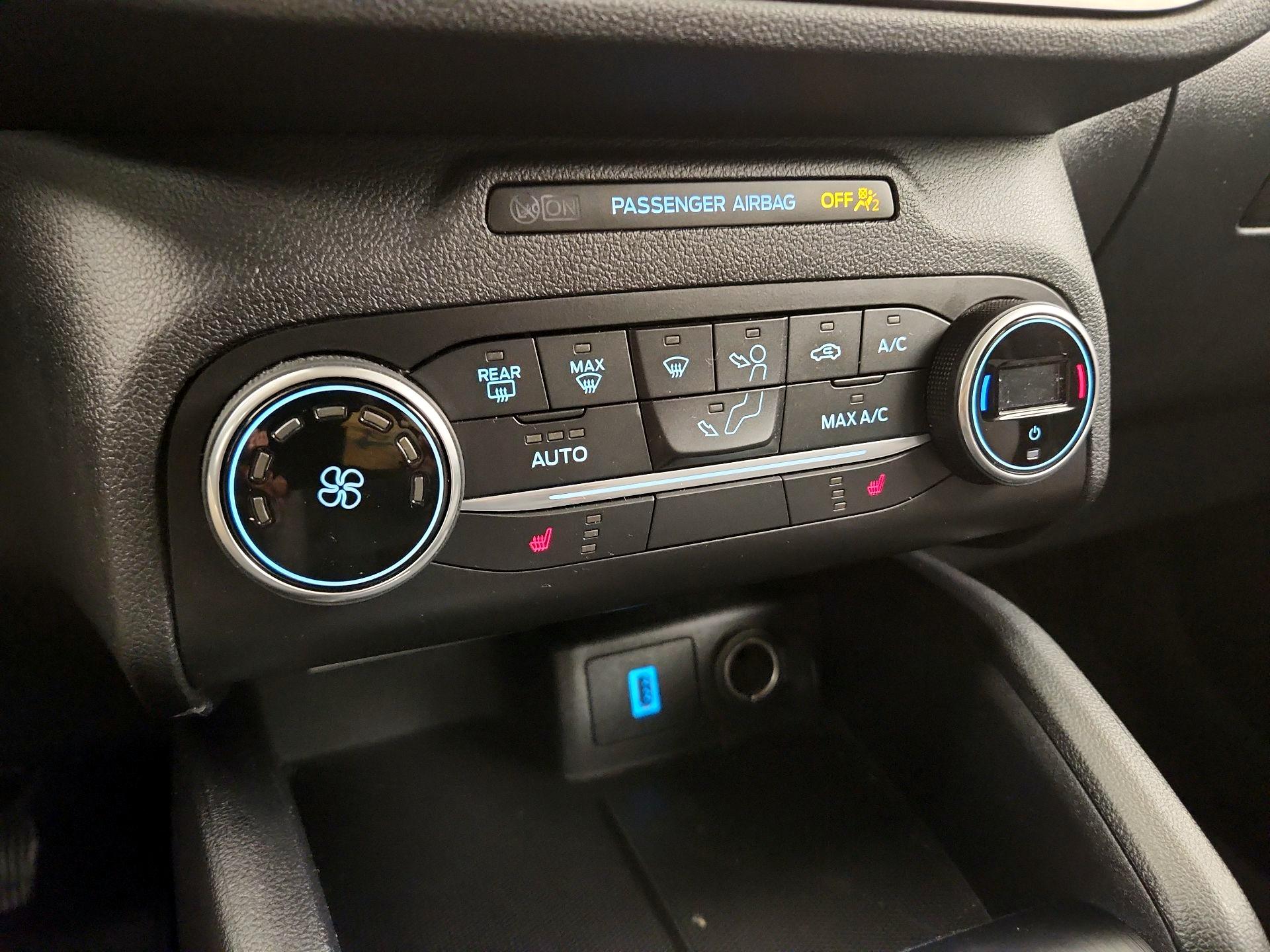 Thumbnail: 2020 Ford Escape - 14