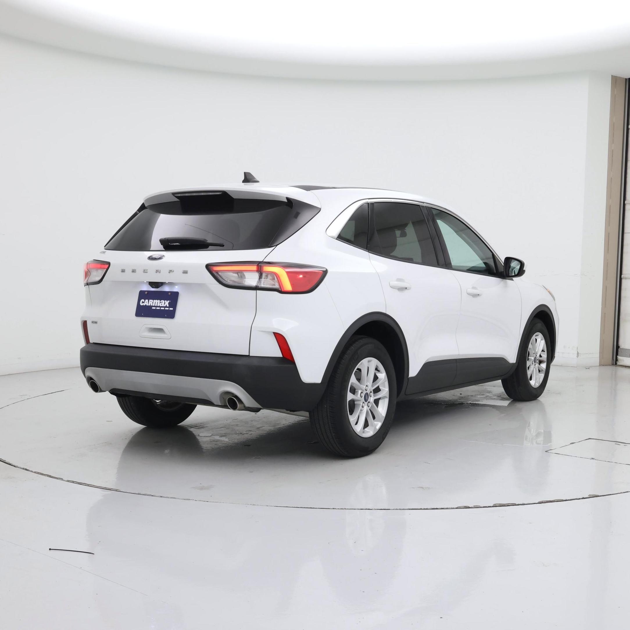 Thumbnail: 2021 Ford Escape - 8