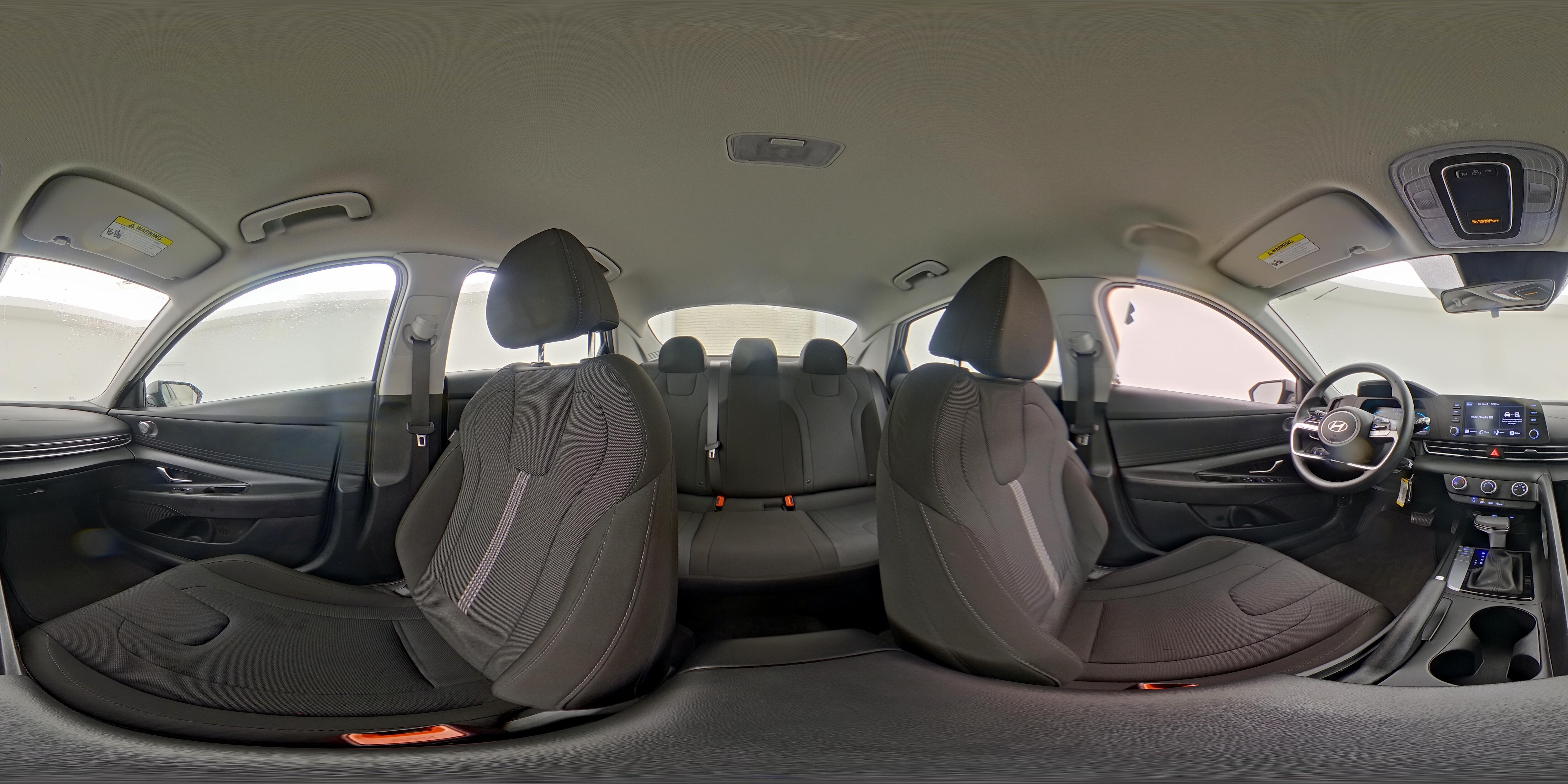 2024 Hyundai Elantra SE - Photo 22