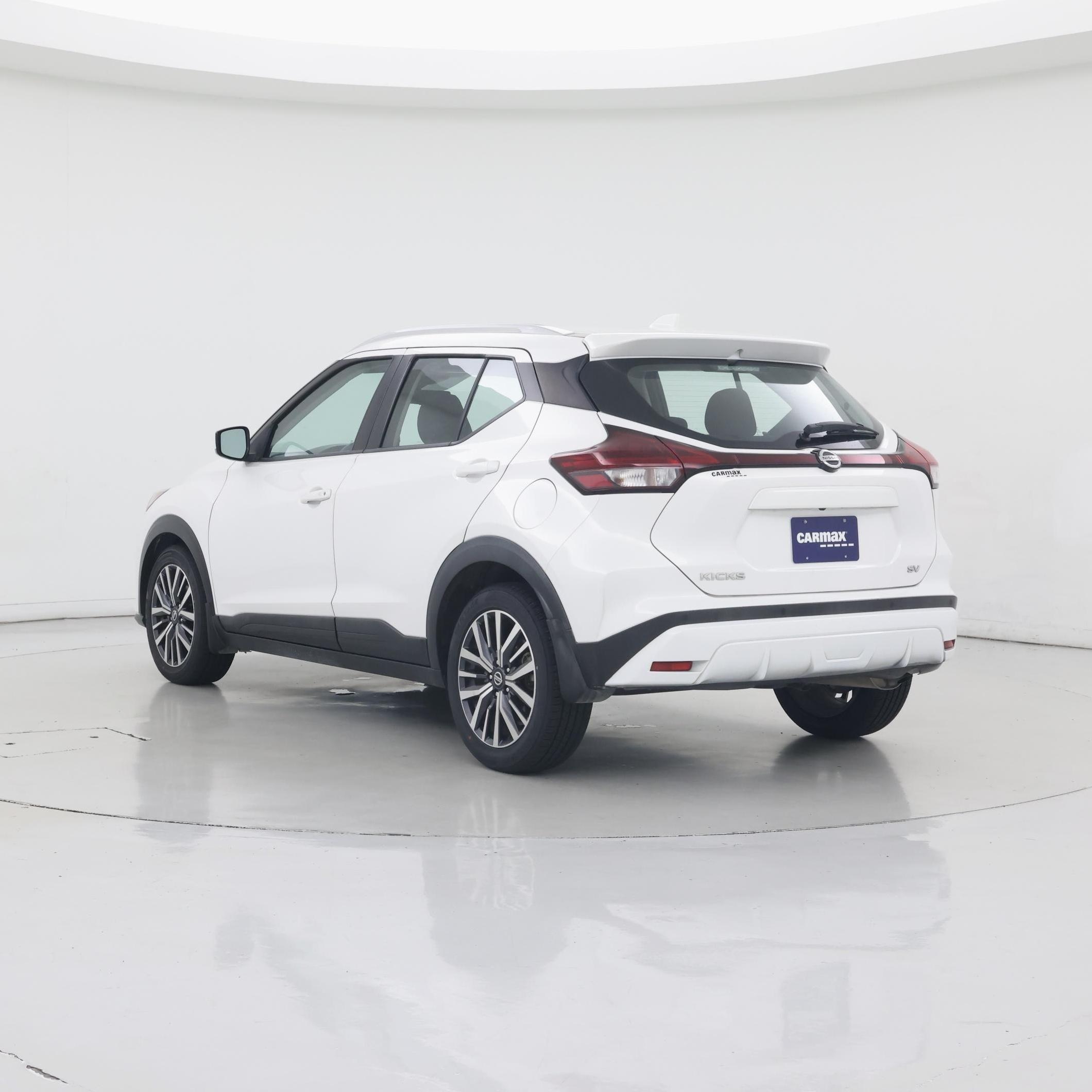 Thumbnail: 2021 Nissan Kicks - 2