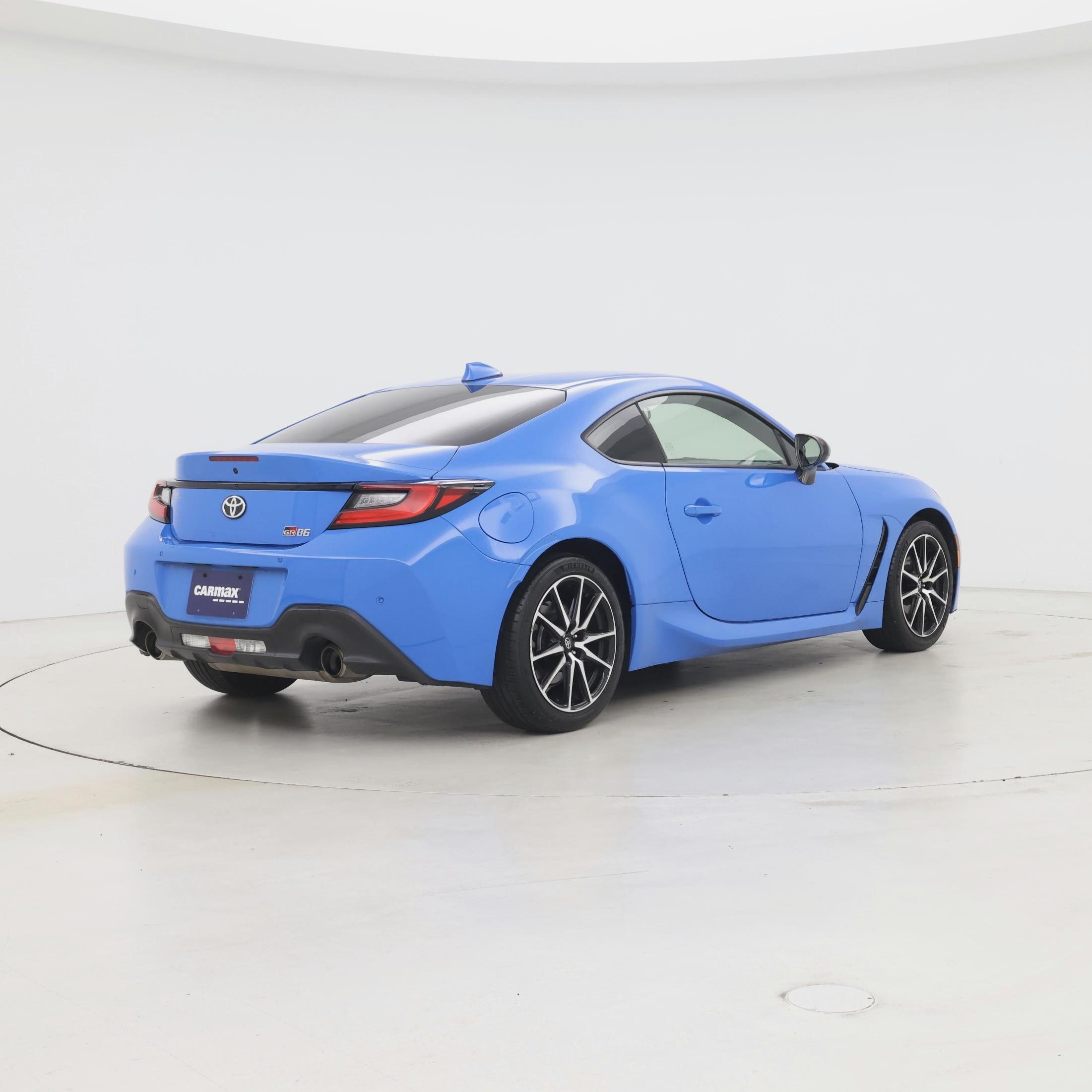 Thumbnail: 2023 Toyota GR86 - 8