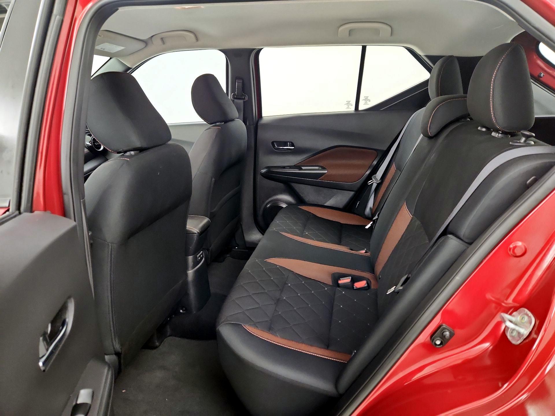 Thumbnail: 2020 Nissan Kicks - 18