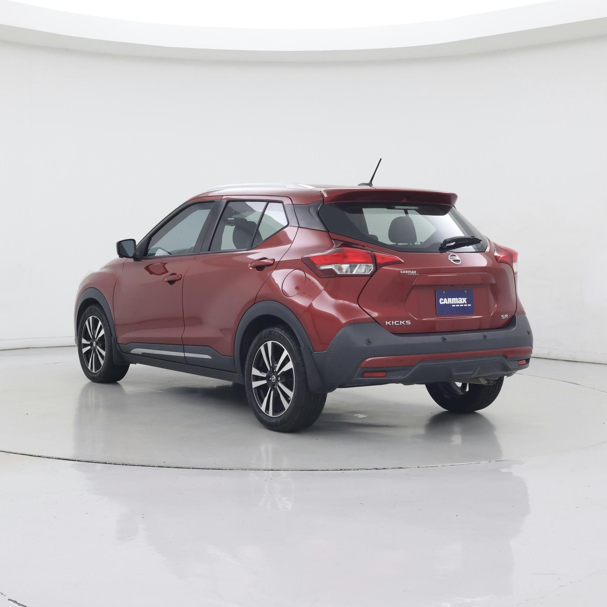 Thumbnail: 2020 Nissan Kicks - 2