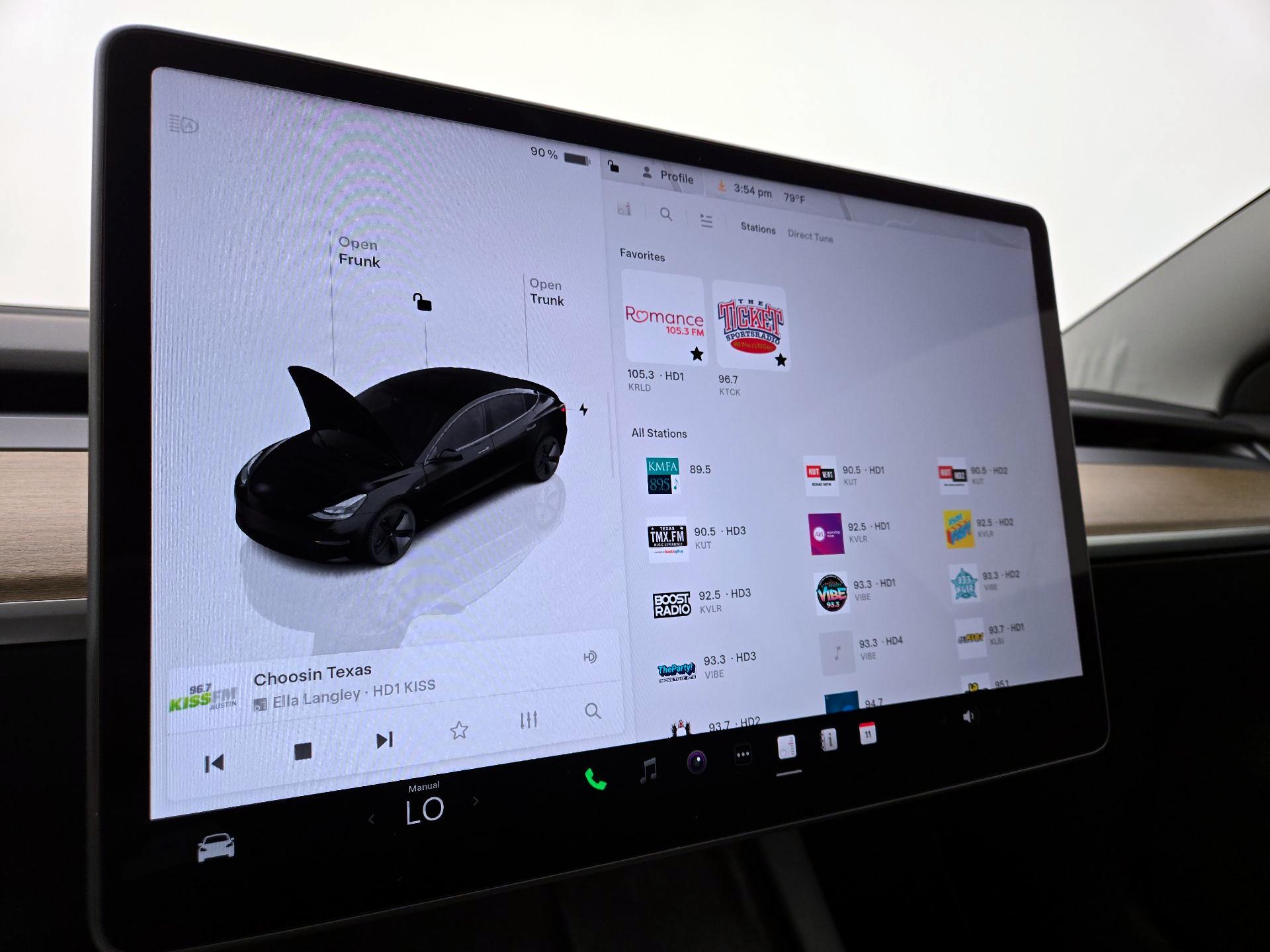 Thumbnail: 2023 Tesla Model 3 - 15