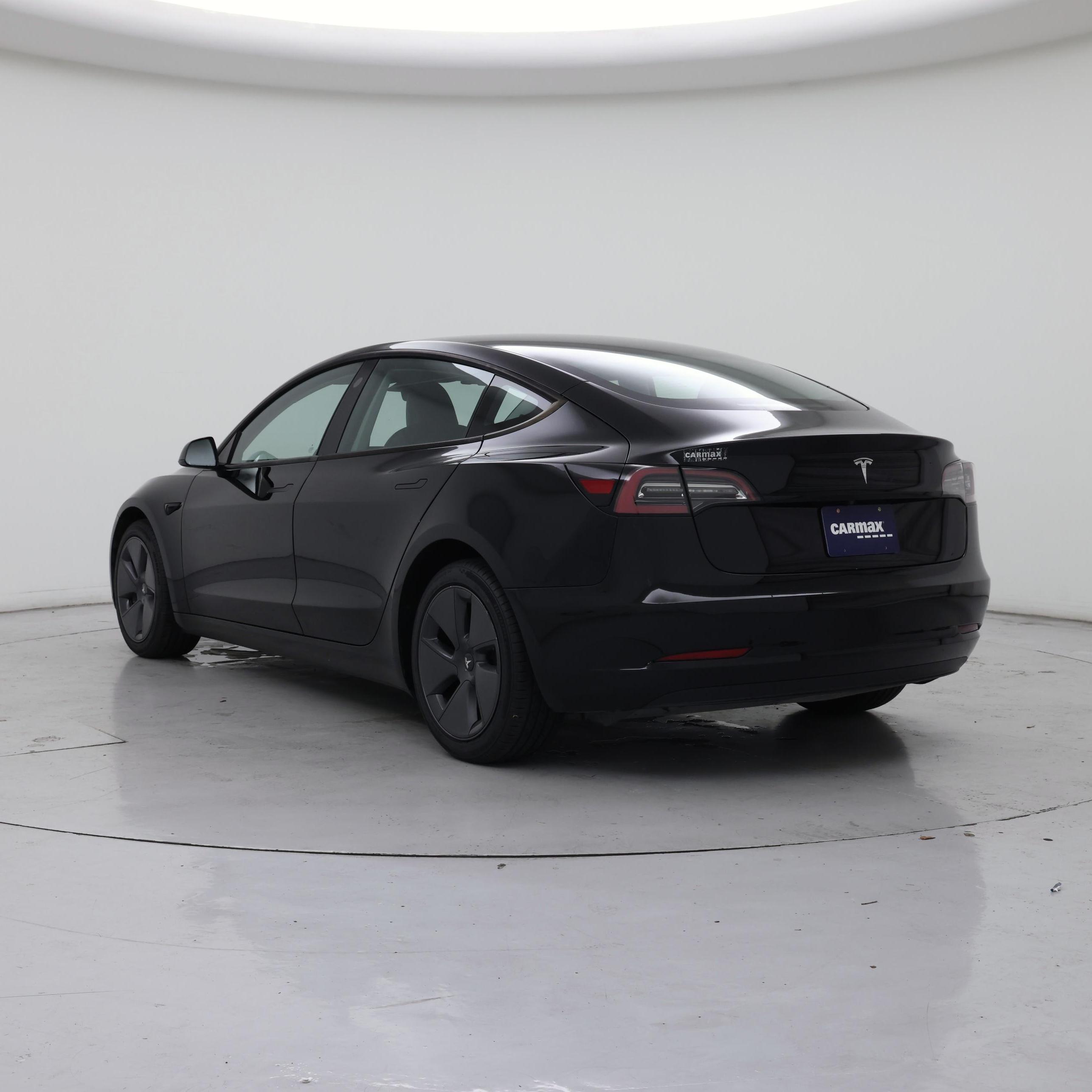 Thumbnail: 2023 Tesla Model 3 - 2