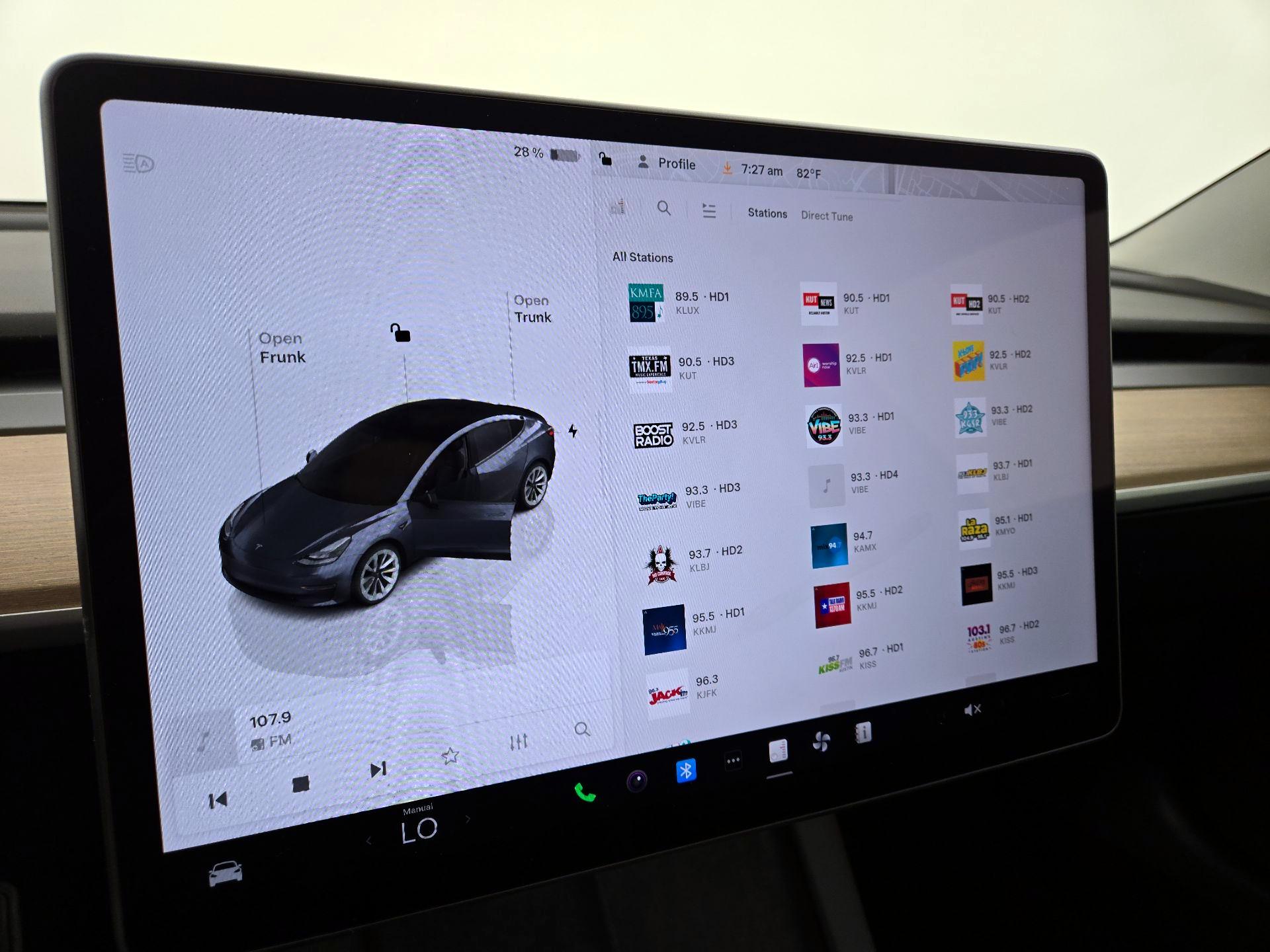 Thumbnail: 2023 Tesla Model 3 - 15
