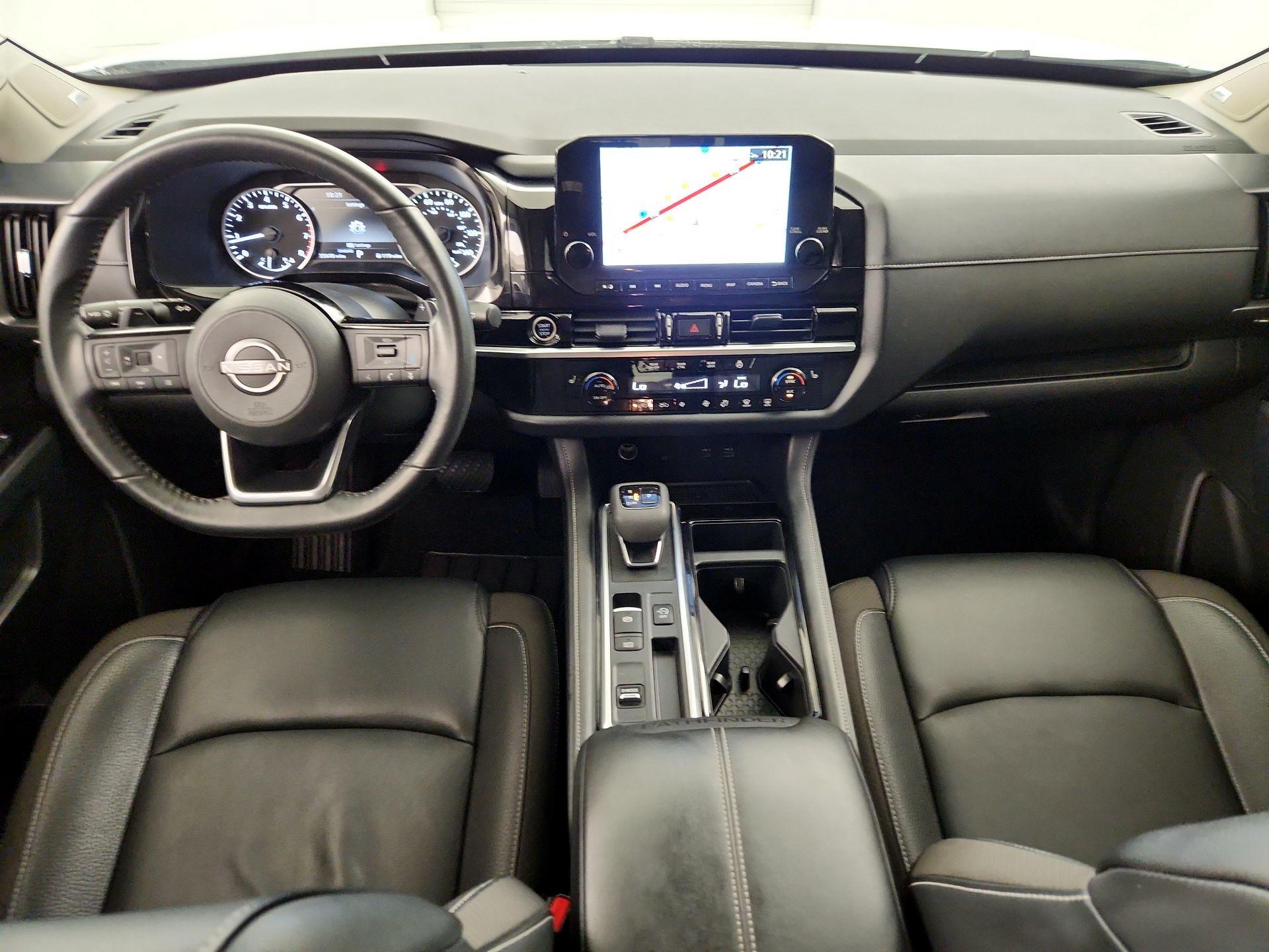 Thumbnail: 2023 Nissan Pathfinder - 9