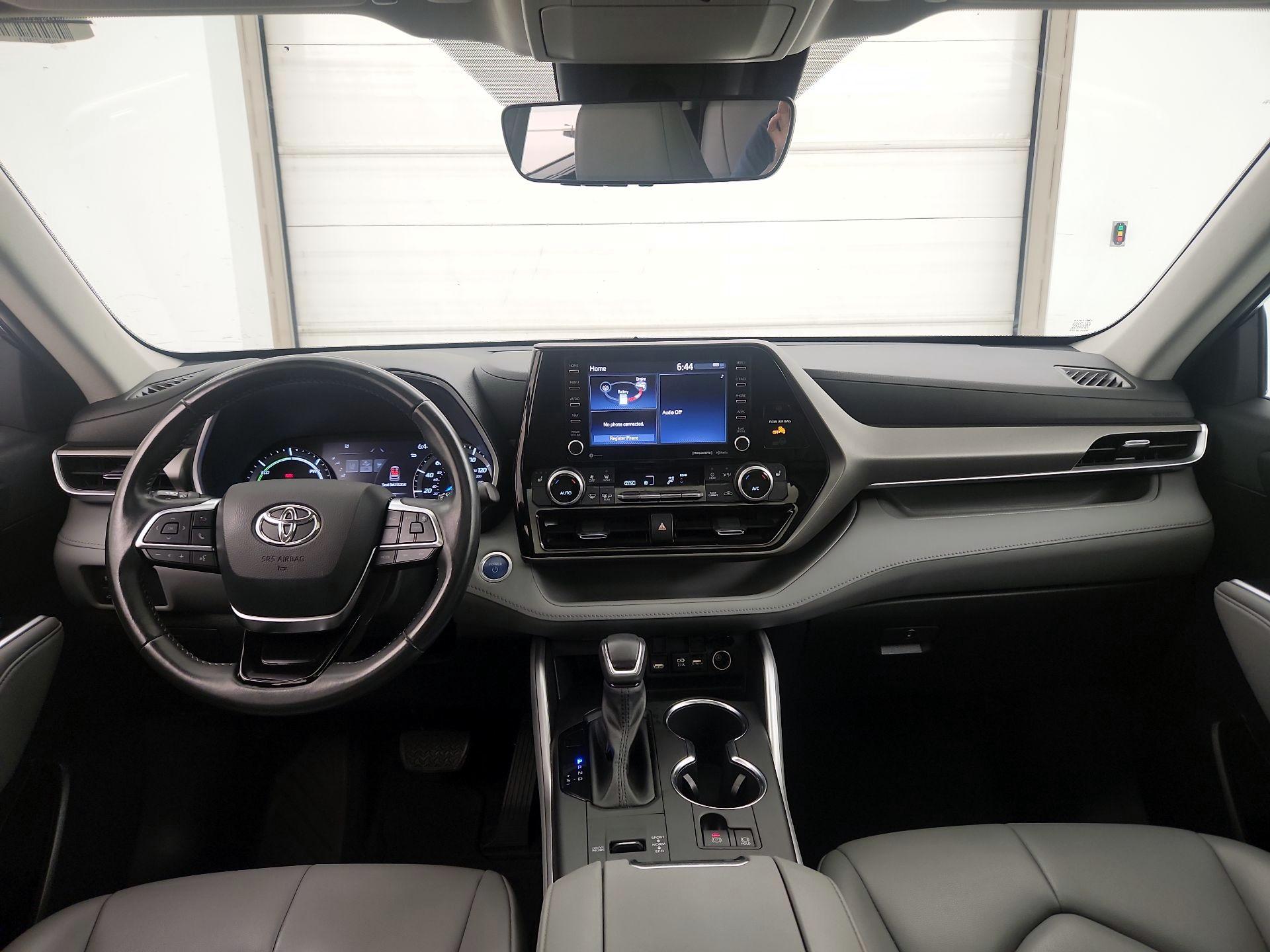 Thumbnail: 2021 Toyota Highlander - 9