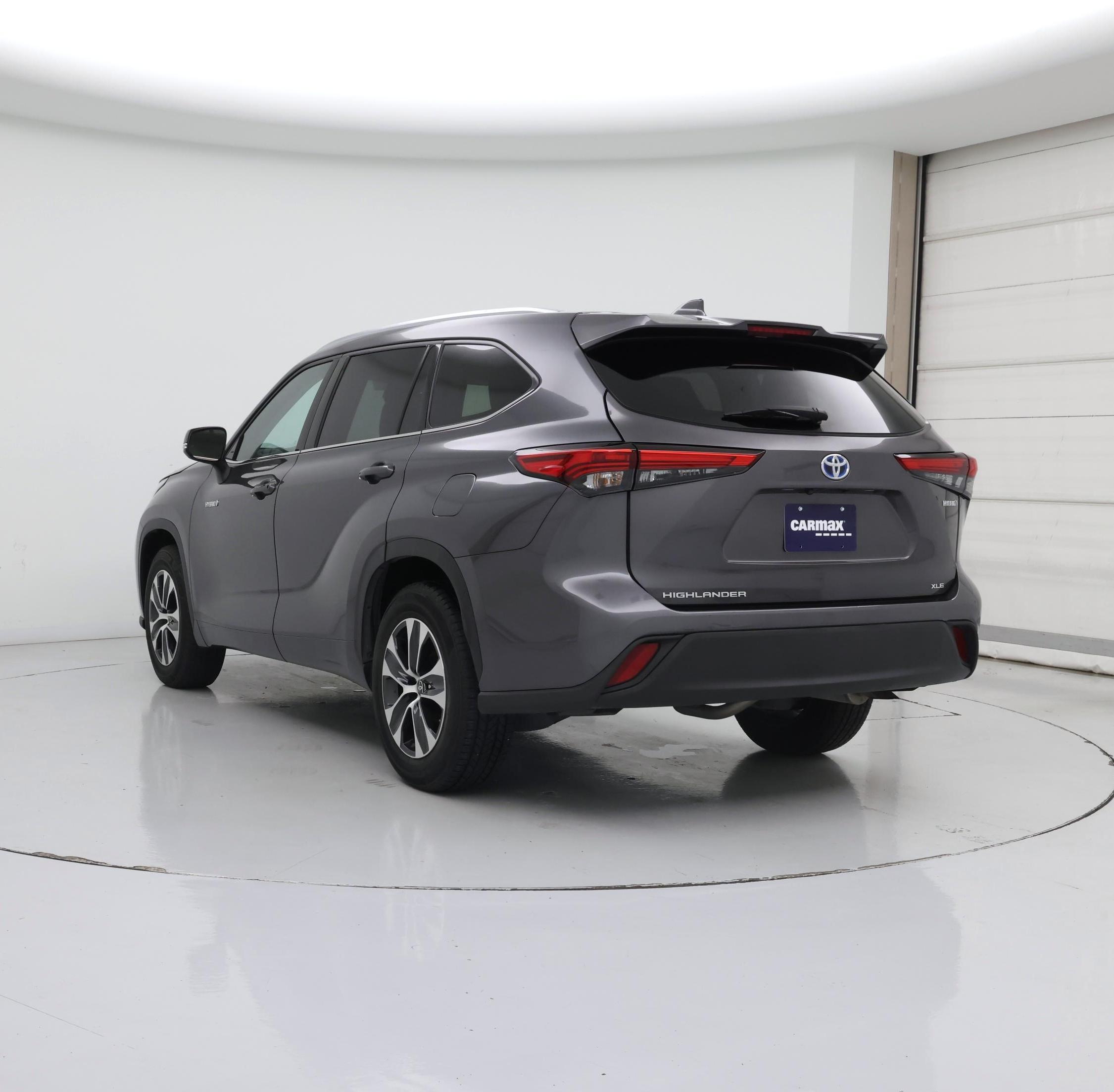 Thumbnail: 2021 Toyota Highlander - 2