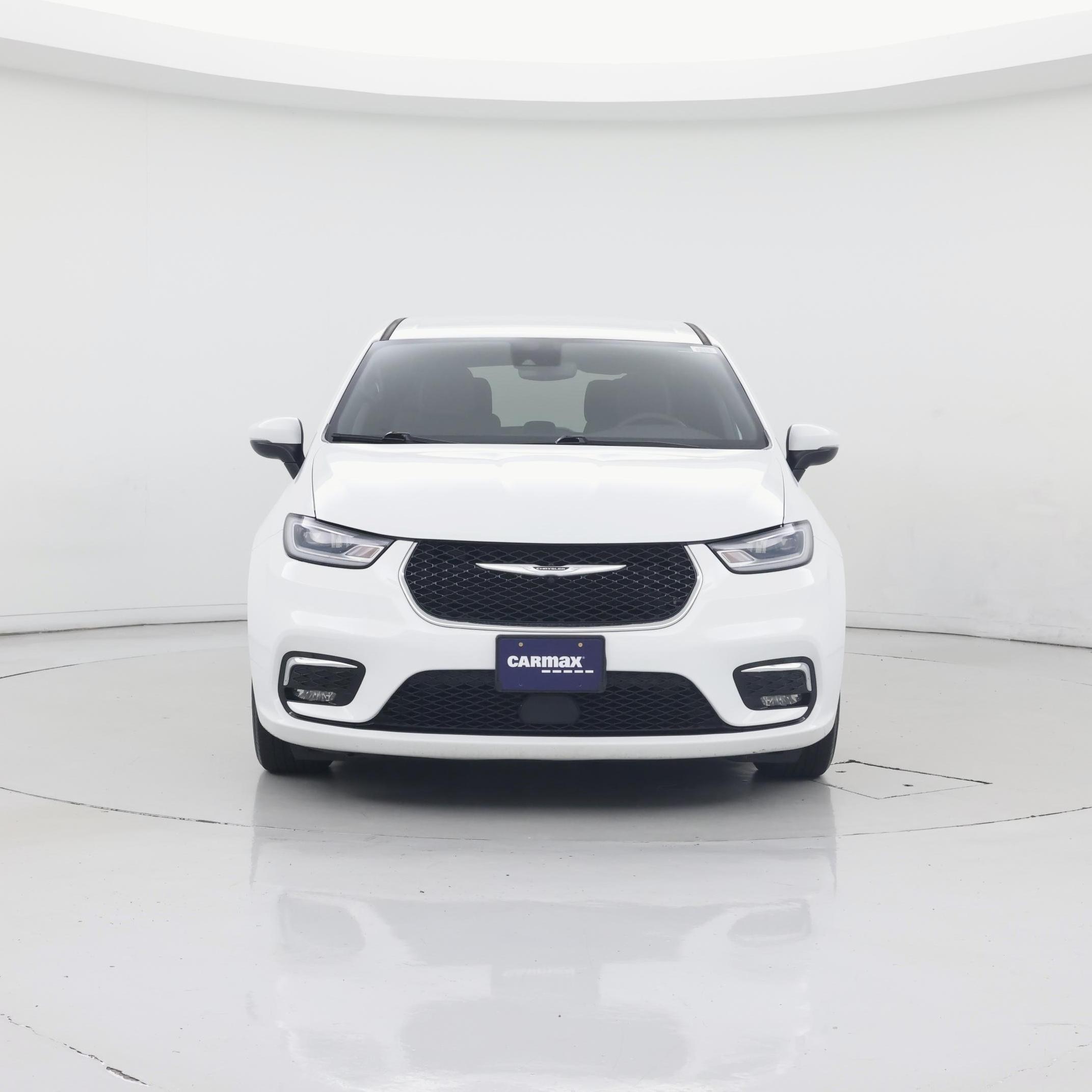 Thumbnail: 2023 Chrysler Pacifica - 5