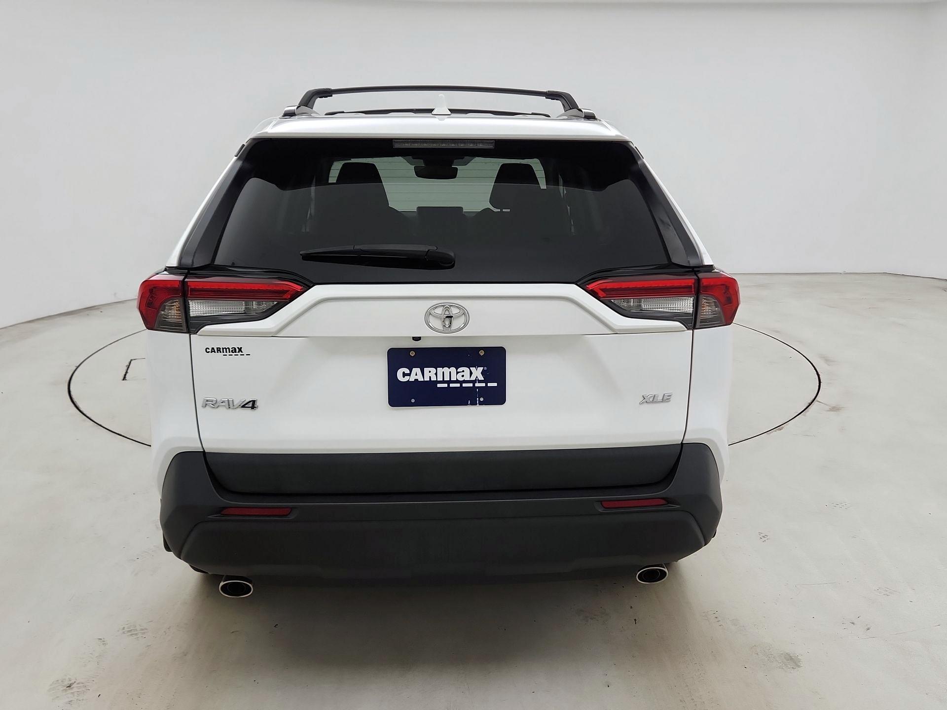 Thumbnail: 2023 Toyota RAV4 - 6