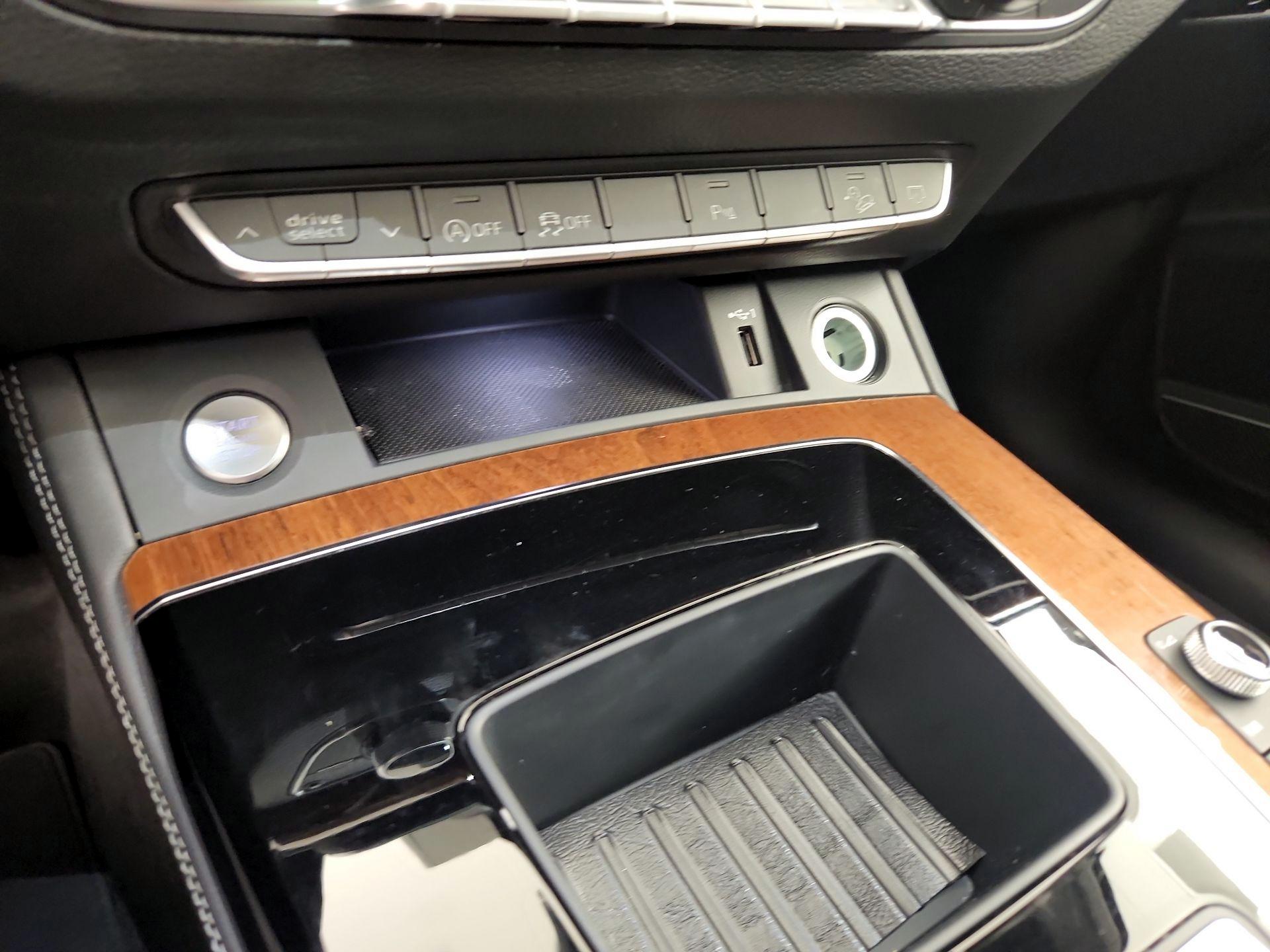Thumbnail: 2023 Audi Q5 - 18