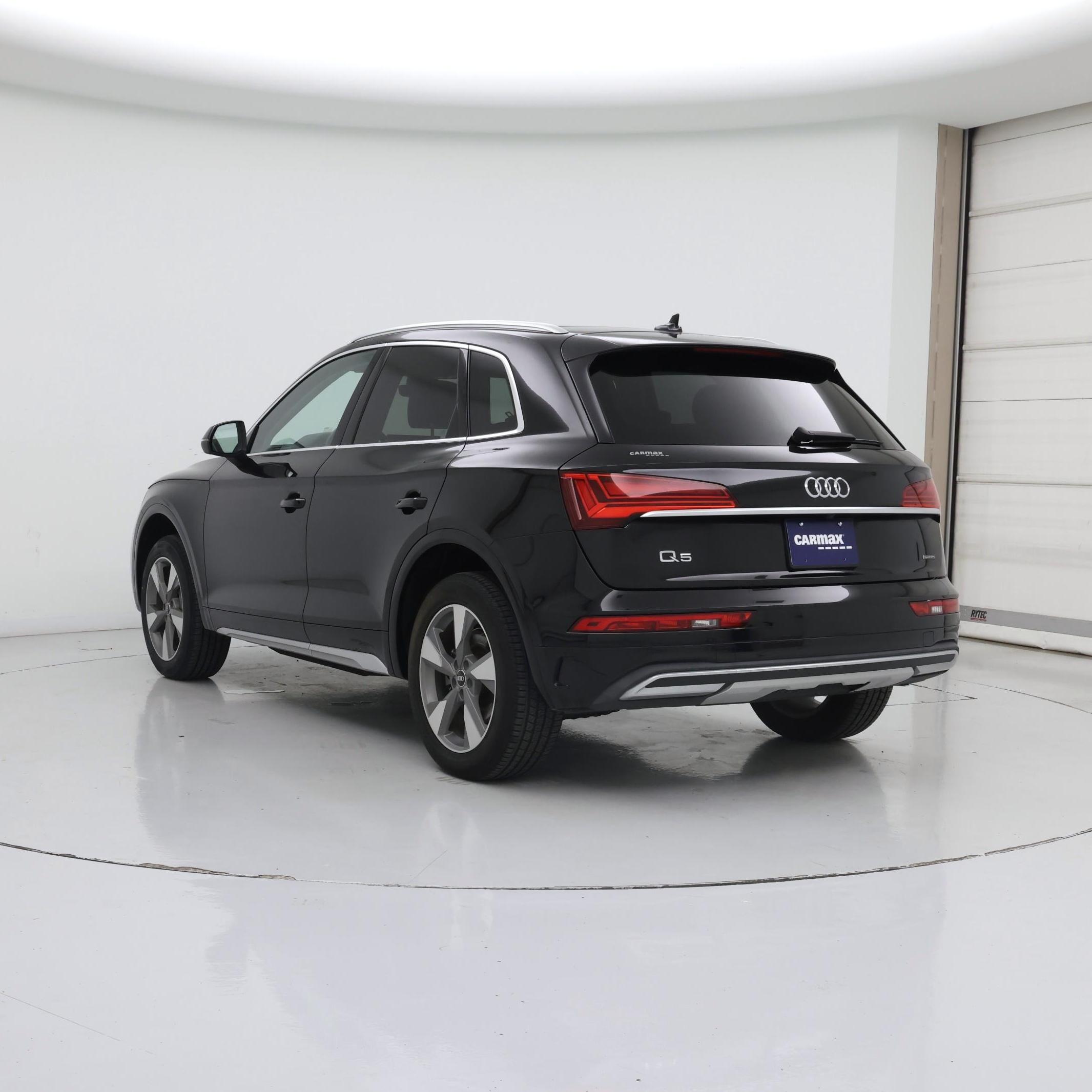 Thumbnail: 2023 Audi Q5 - 2