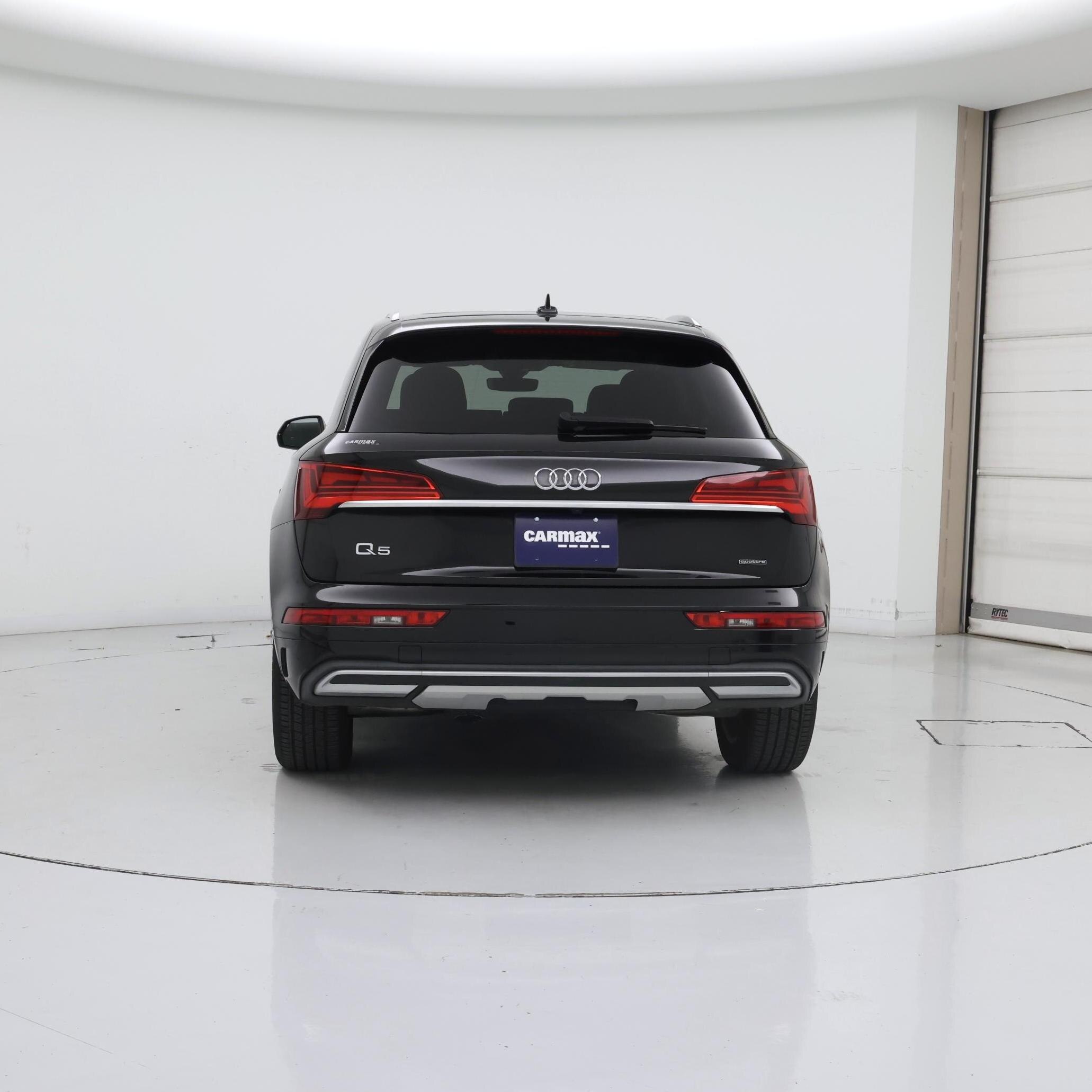 Thumbnail: 2023 Audi Q5 - 6